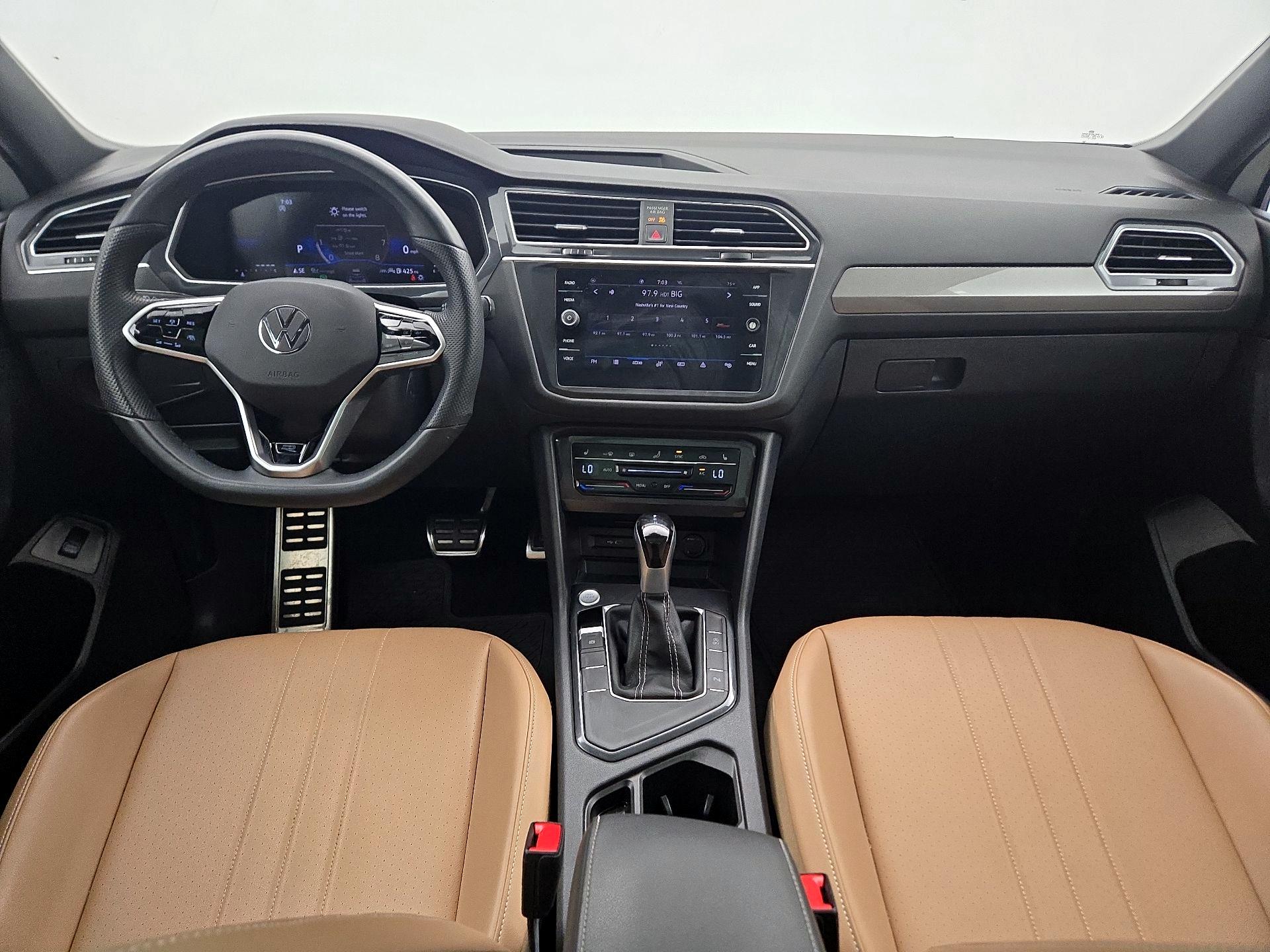 Thumbnail: 2024 Volkswagen Tiguan - 9
