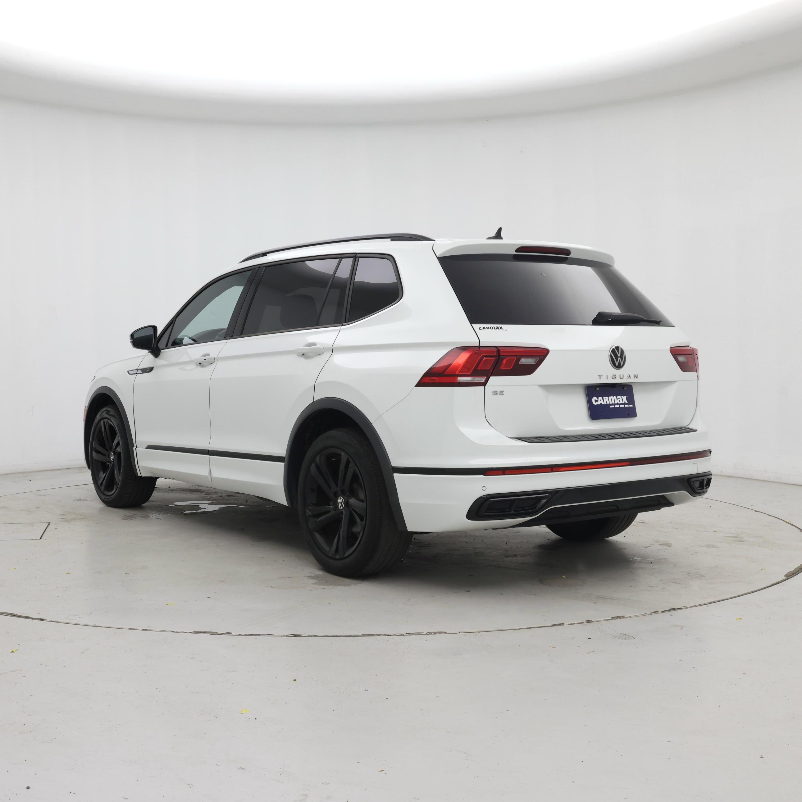 Thumbnail: 2024 Volkswagen Tiguan - 2