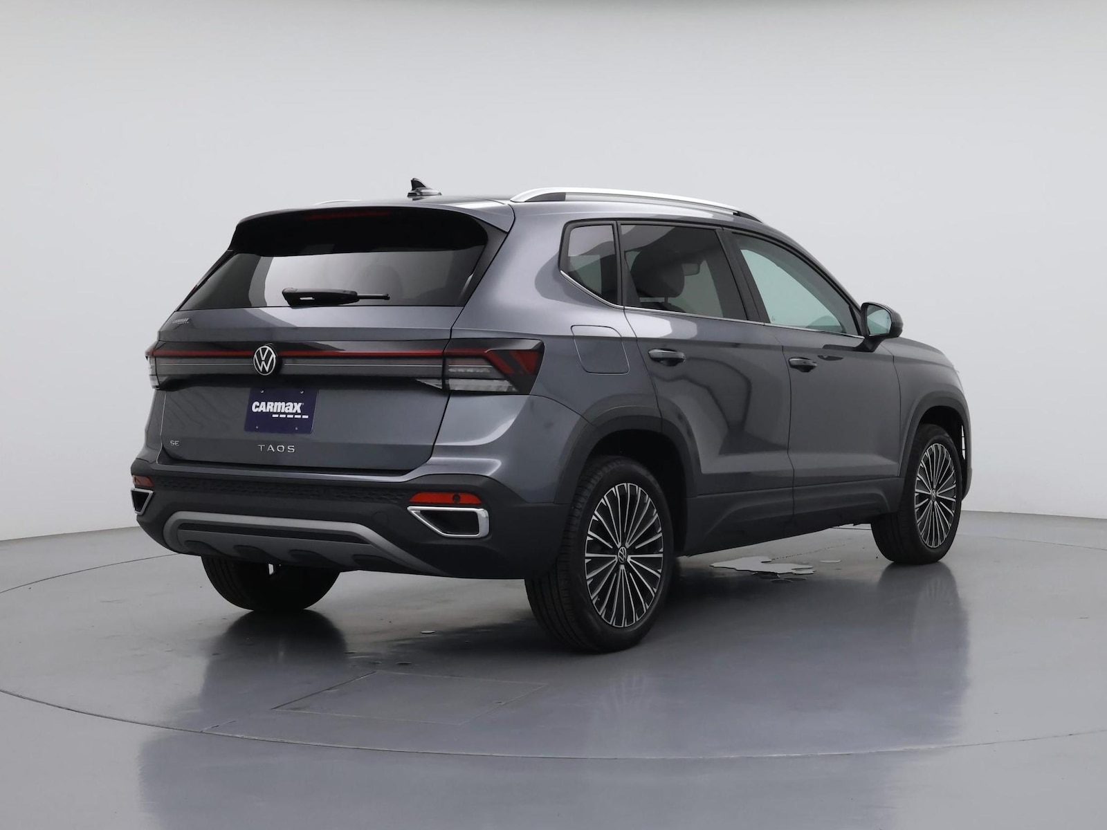2025 Volkswagen Taos SE - Photo 9