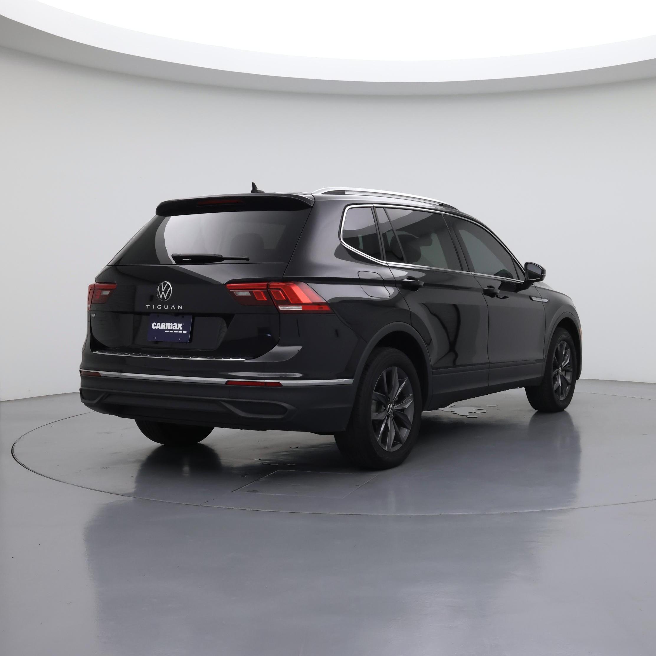 Thumbnail: 2024 Volkswagen Tiguan - 8