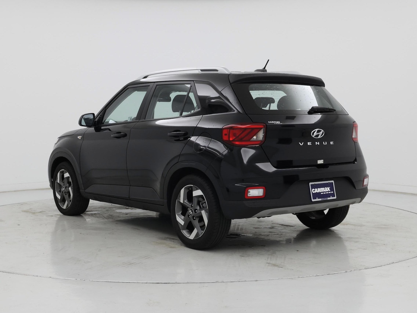 2025 Hyundai Venue SEL - Photo 3