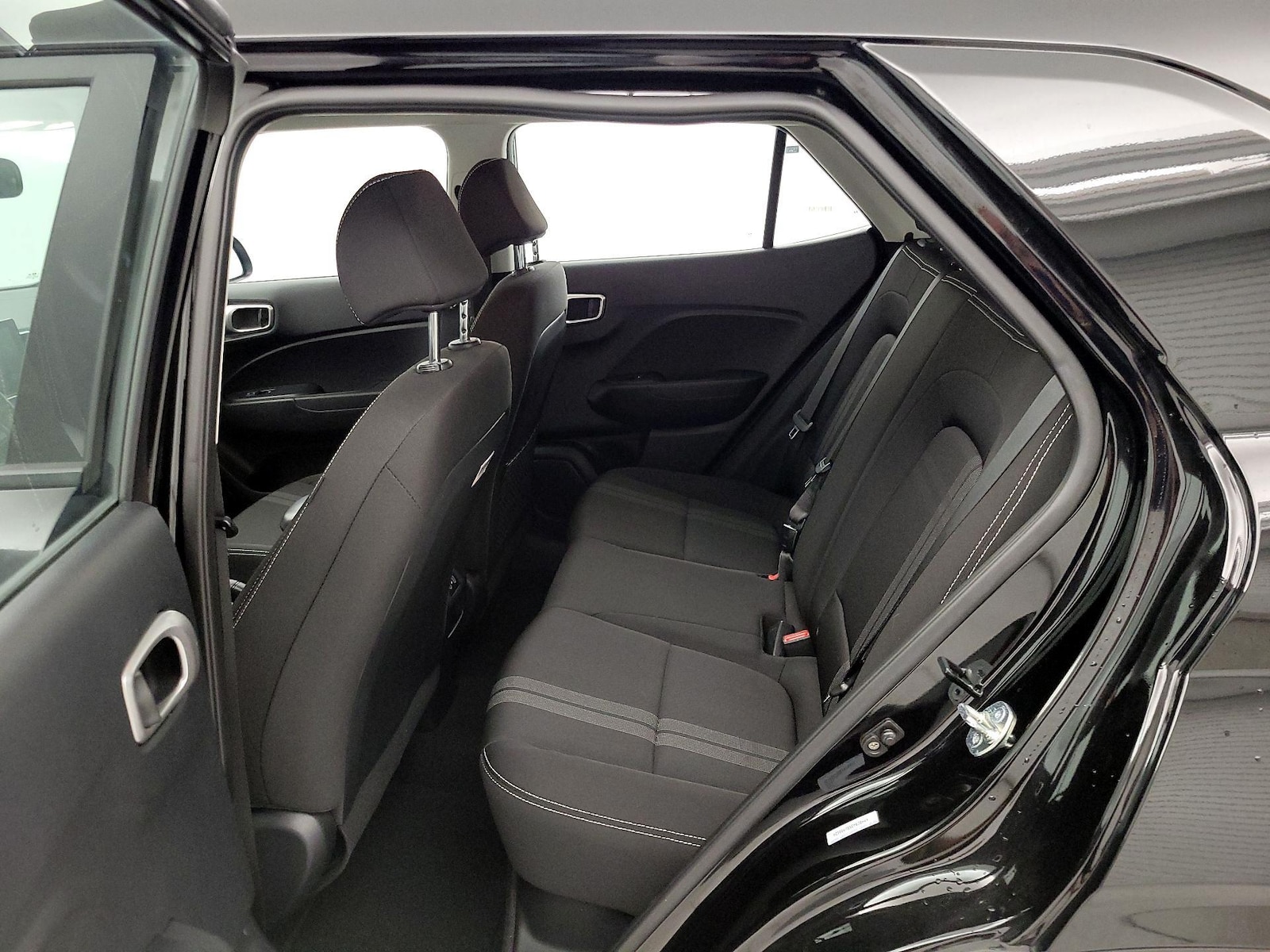 2025 Hyundai Venue SEL - Photo 21