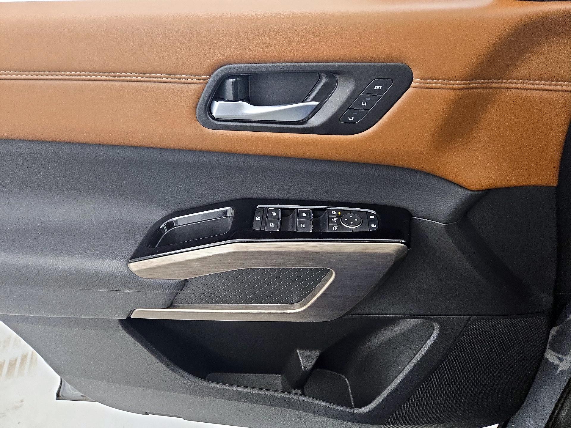 Thumbnail: 2025 Nissan Pathfinder - 12