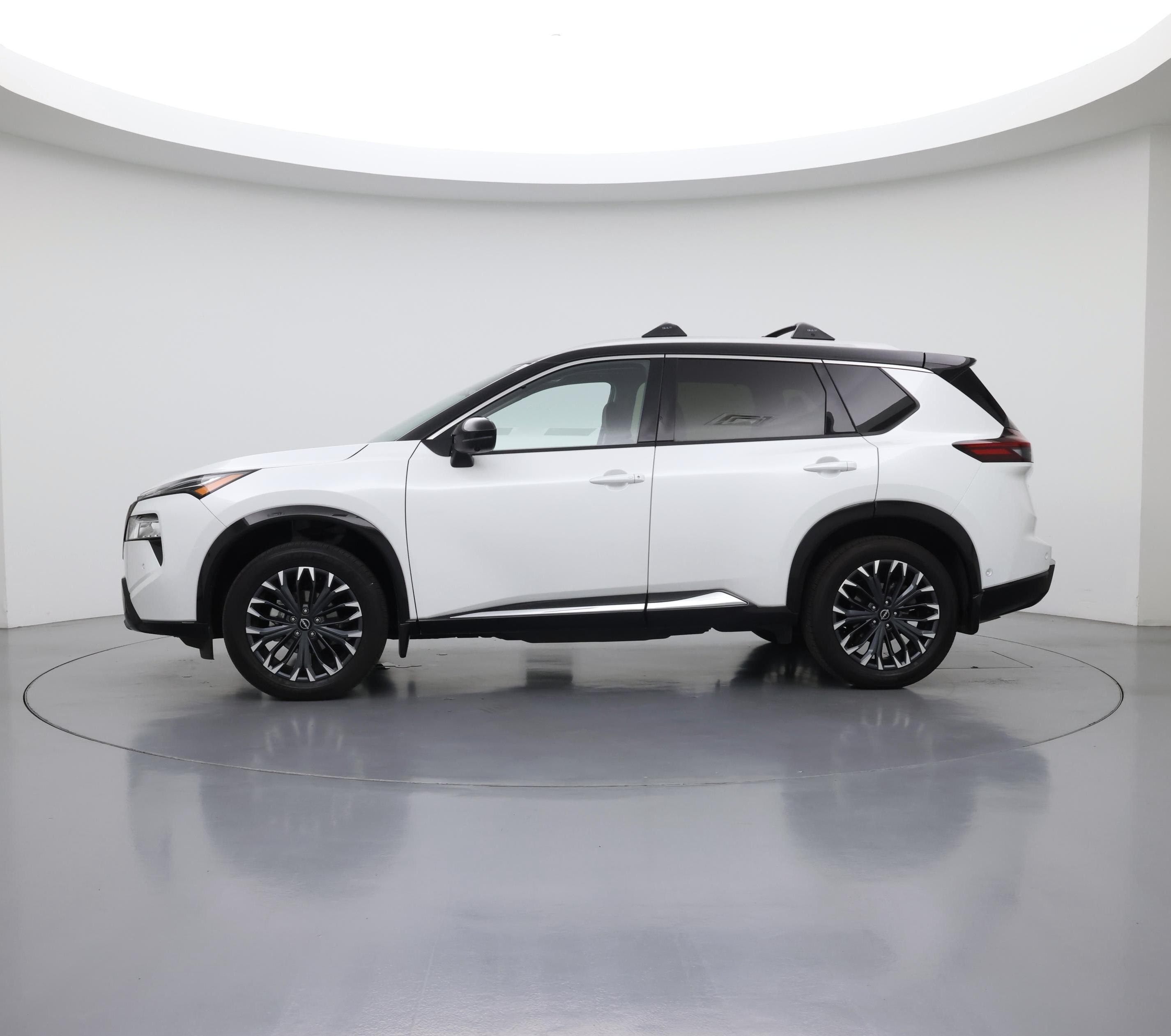 Thumbnail: 2026 Nissan Rogue - 3