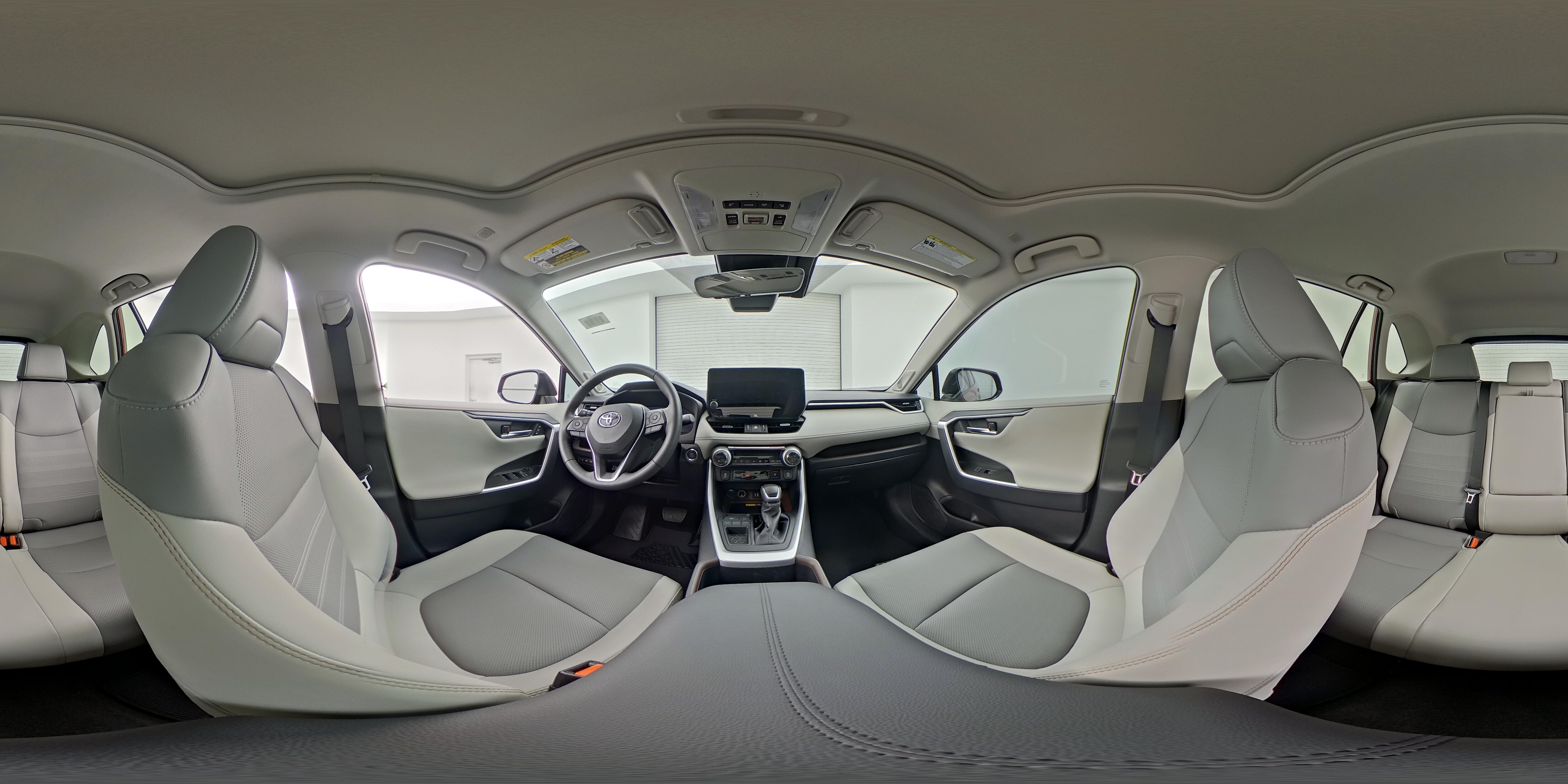 2025 Toyota RAV4 Limited - Photo 25
