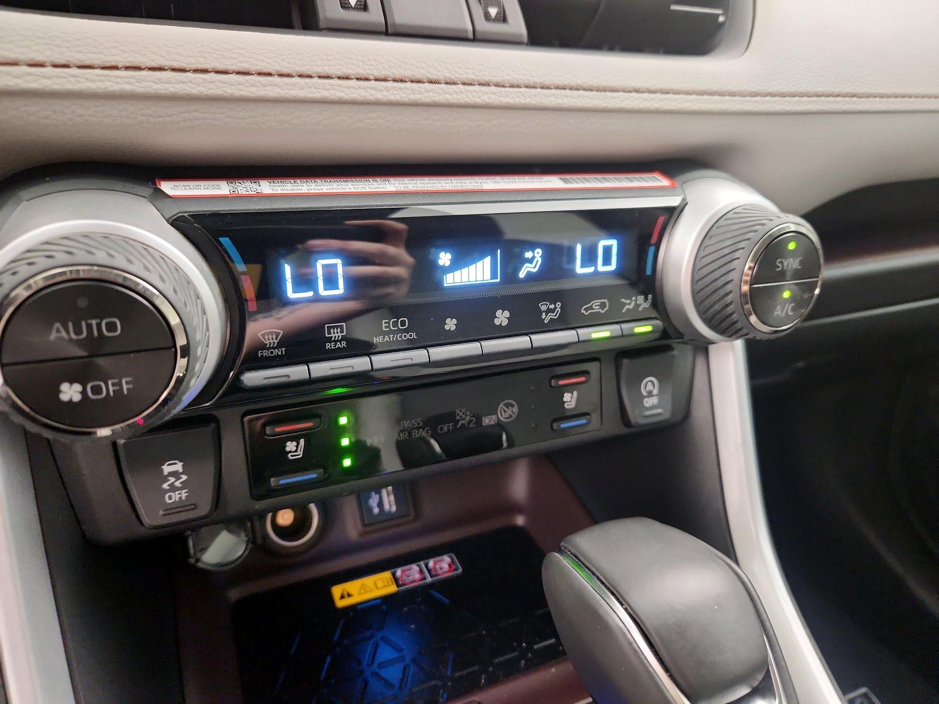 Thumbnail: 2025 Toyota RAV4 - 16