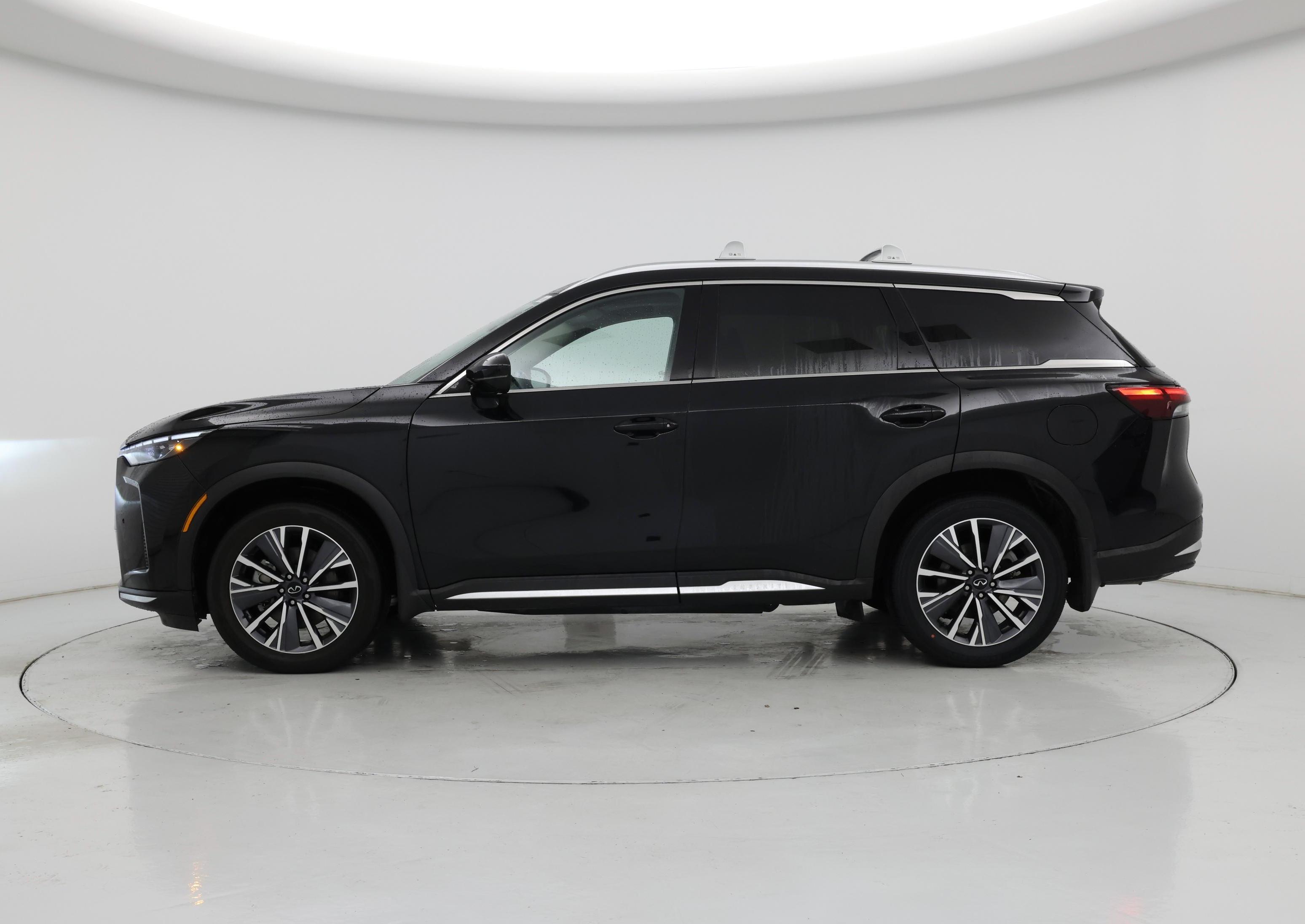Thumbnail: 2026 INFINITI QX60 - 3