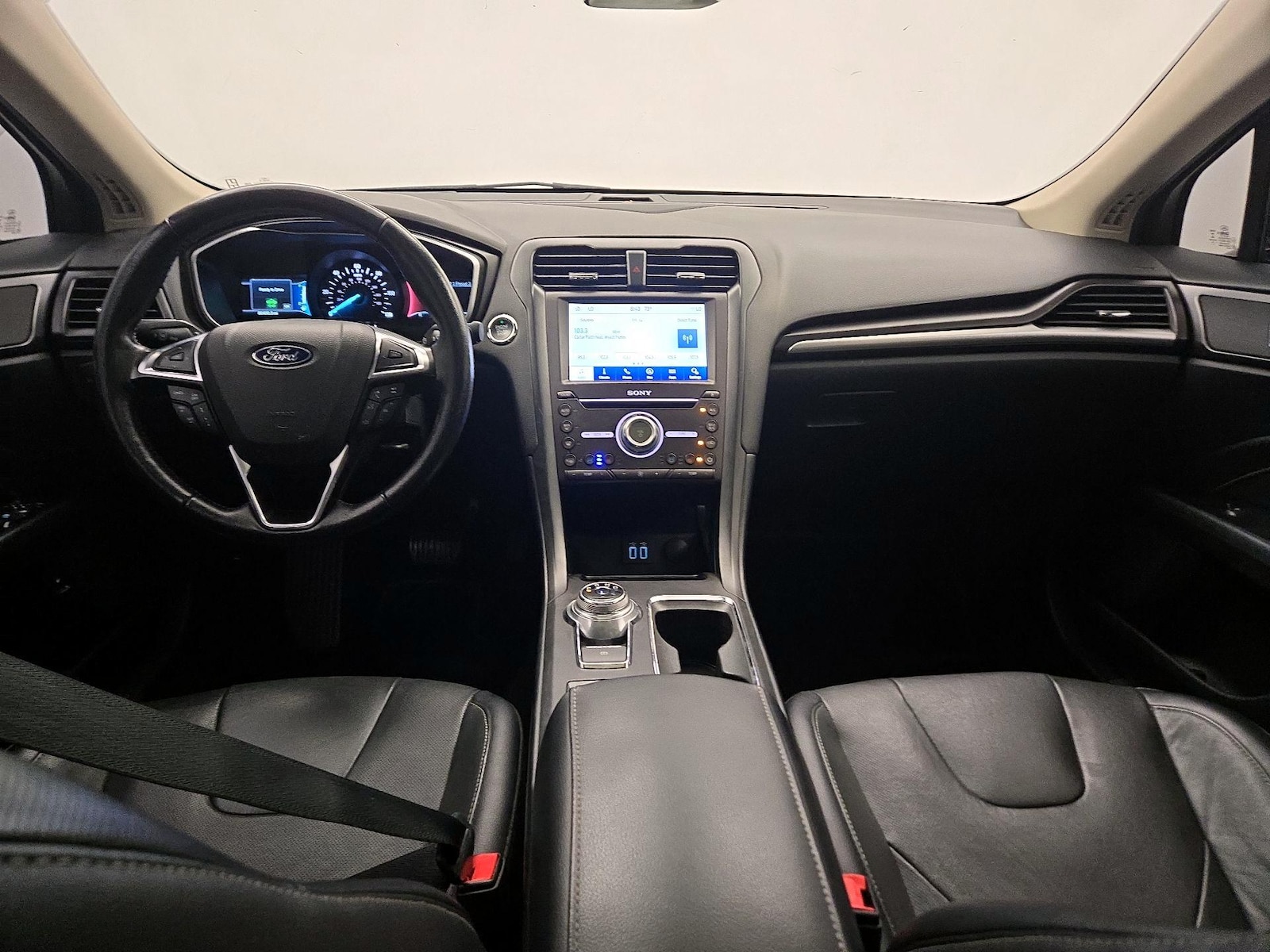 2019 Ford Fusion Hybrid Titanium - Photo 10