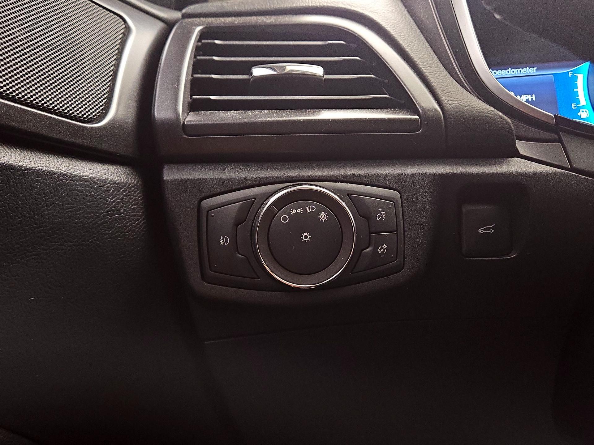 Thumbnail: 2019 Ford Fusion - 13
