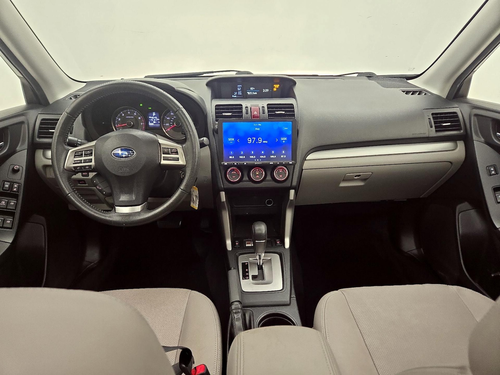 2015 Subaru Forester i Limited - Photo 10