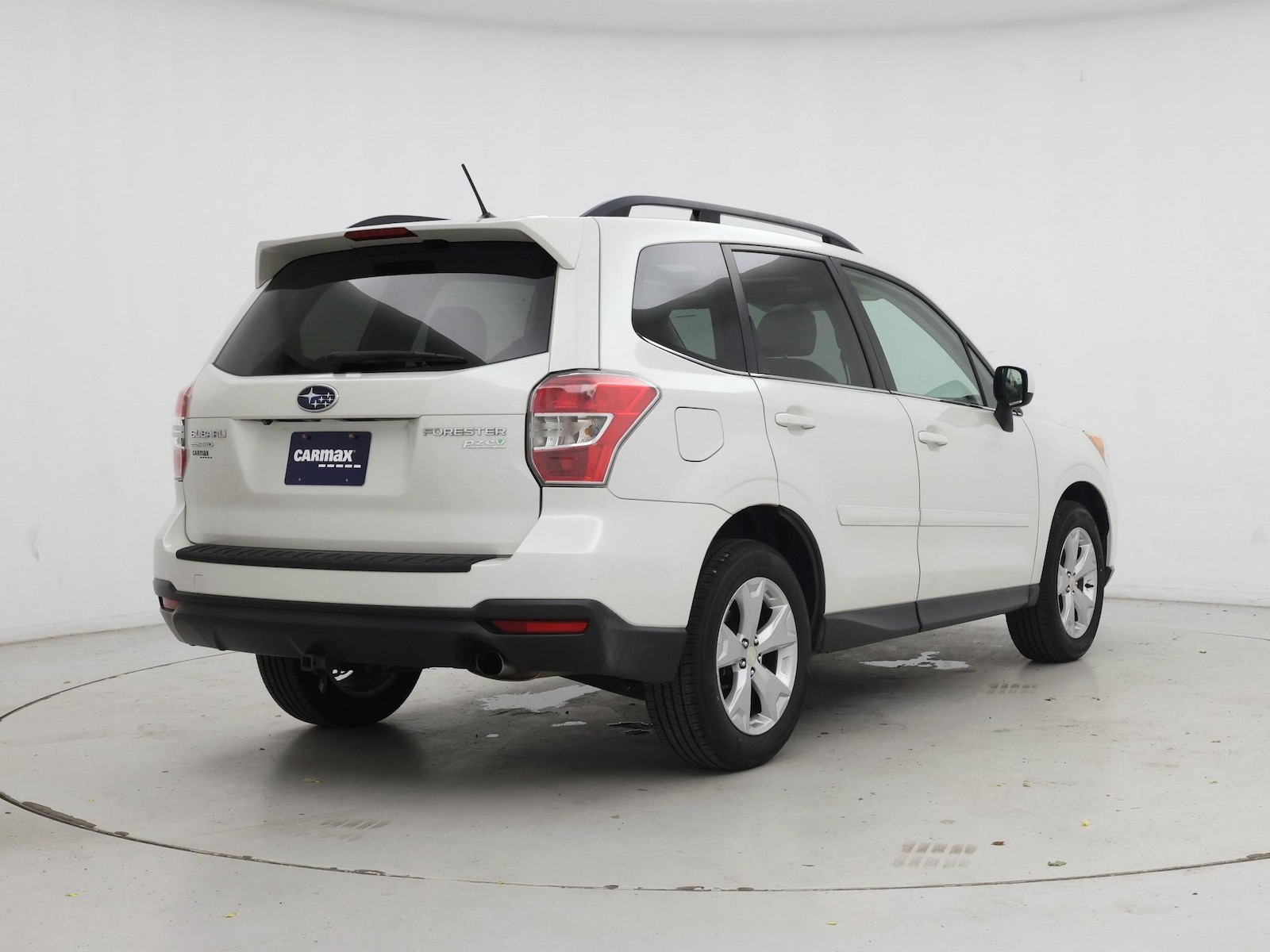 2015 Subaru Forester i Limited - Photo 9