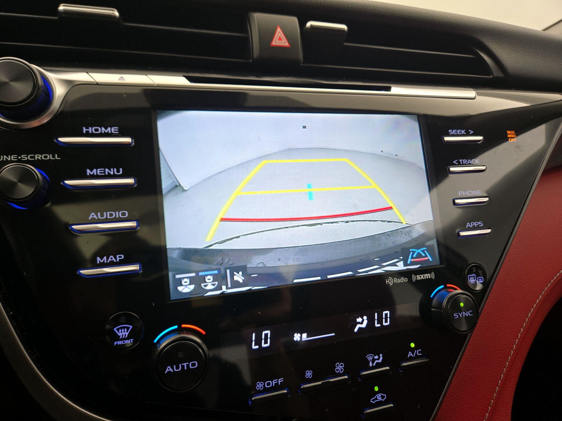 Thumbnail: 2019 Toyota Camry - 14