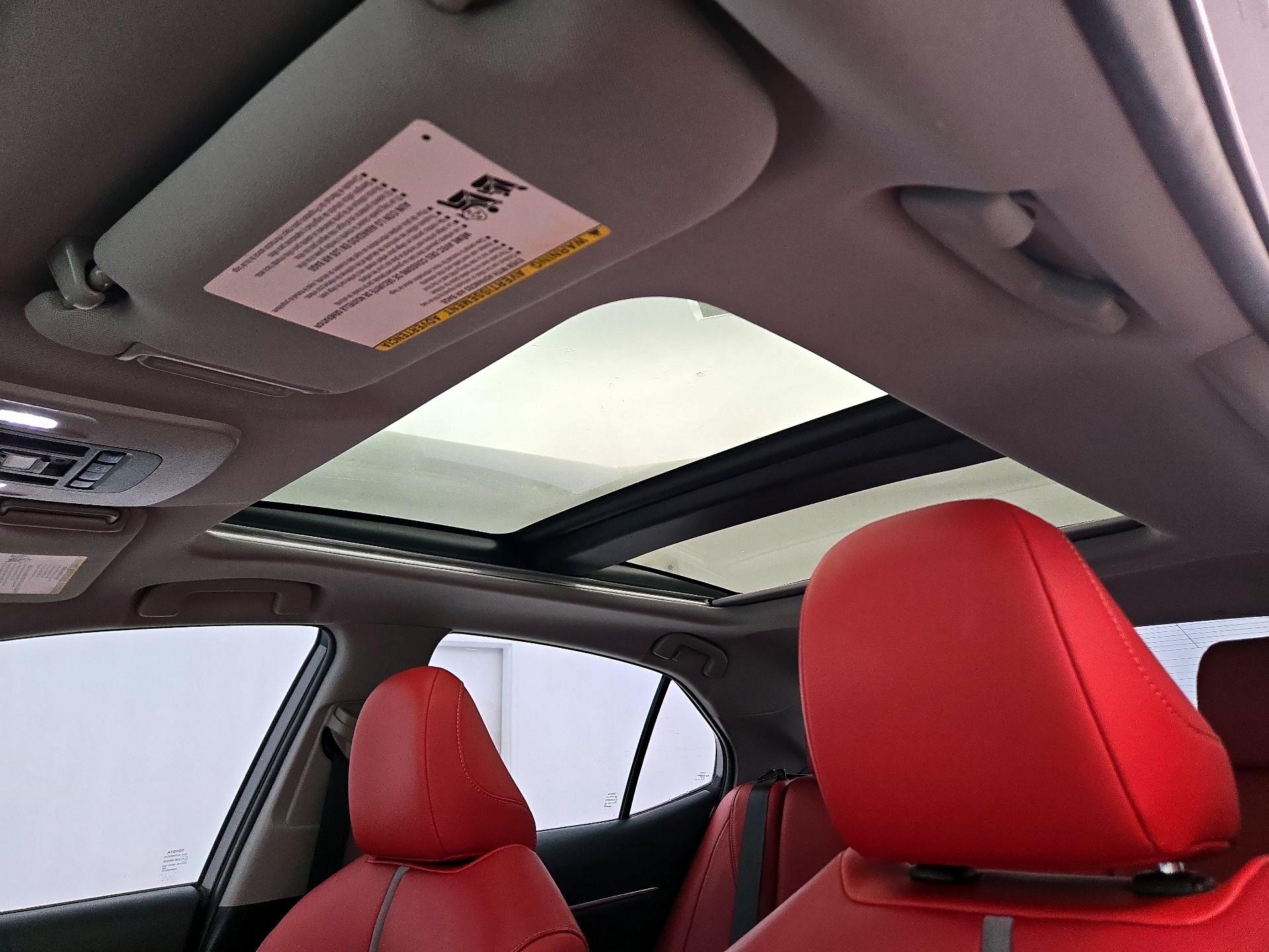 Thumbnail: 2019 Toyota Camry - 19