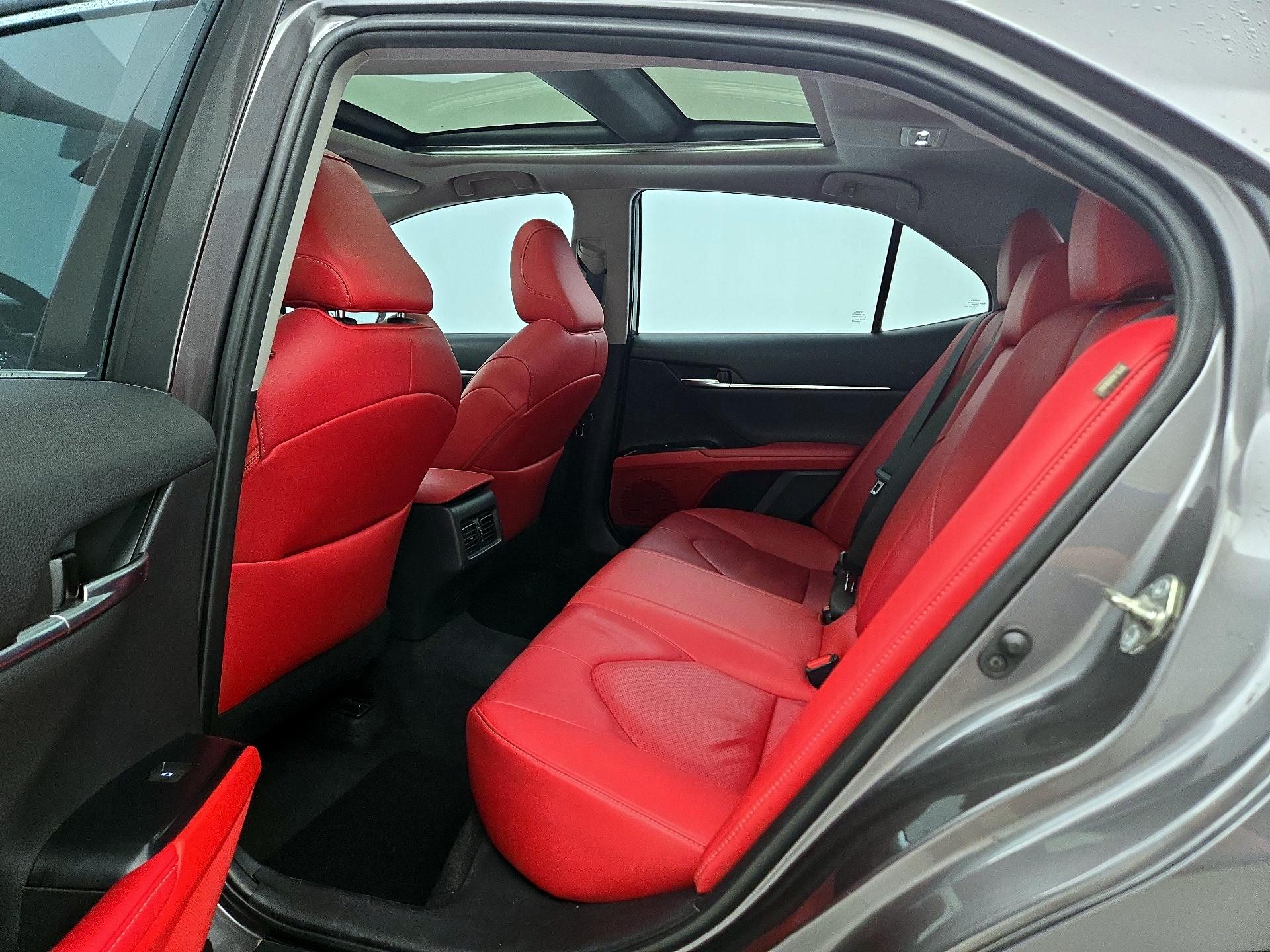 Thumbnail: 2019 Toyota Camry - 20