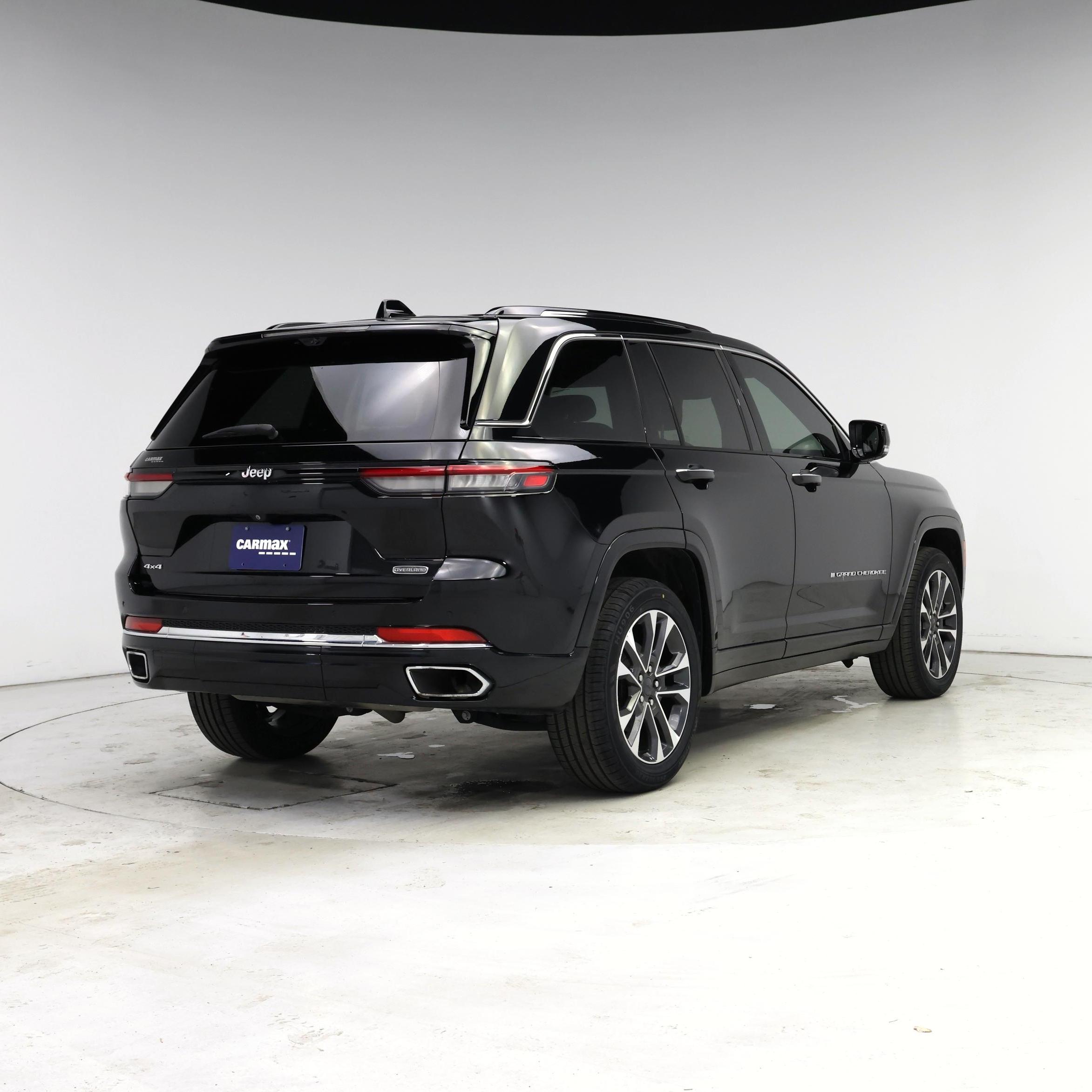Thumbnail: 2023 Jeep Grand Cherokee - 8