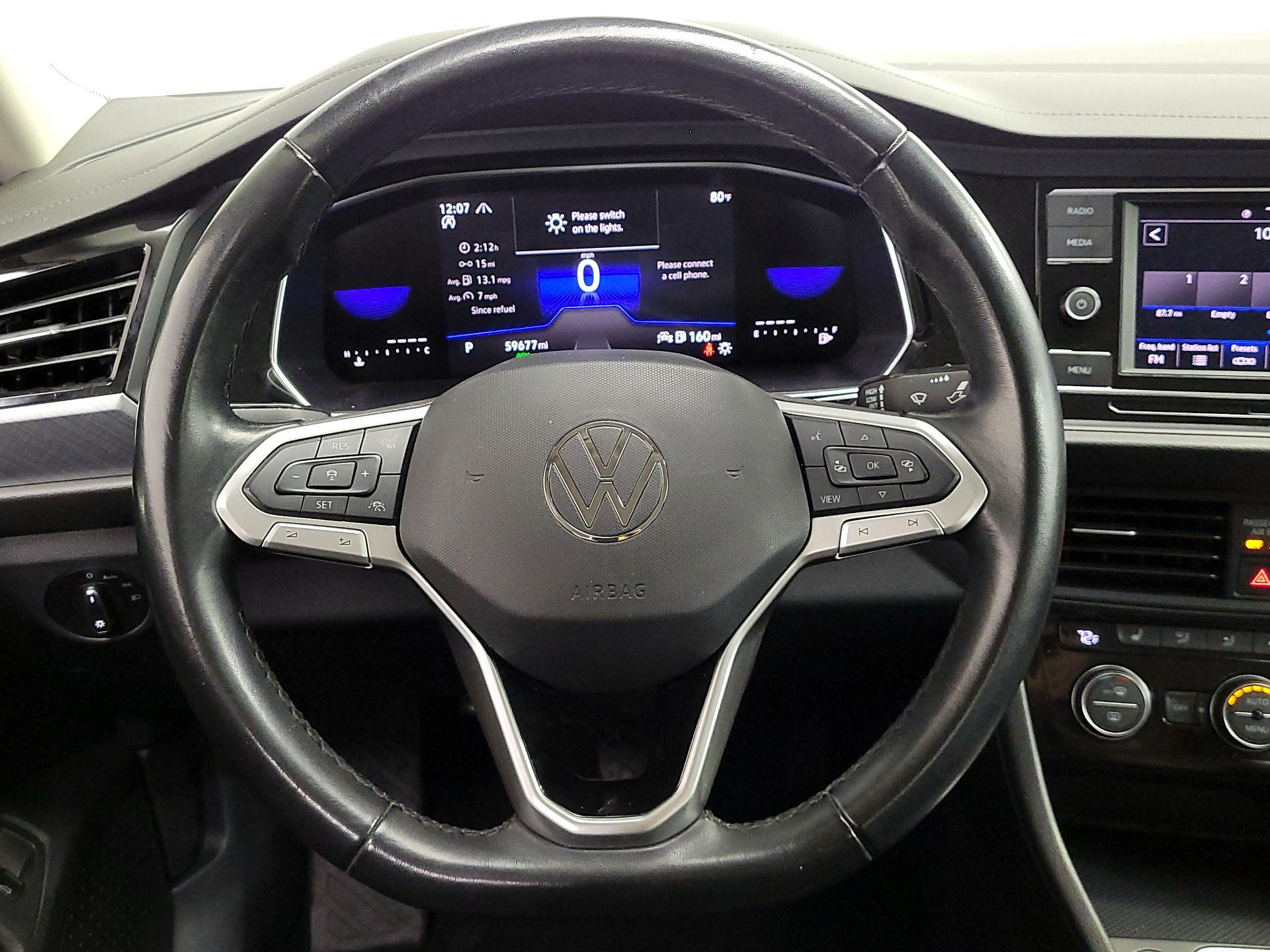 Thumbnail: 2024 Volkswagen Jetta - 10