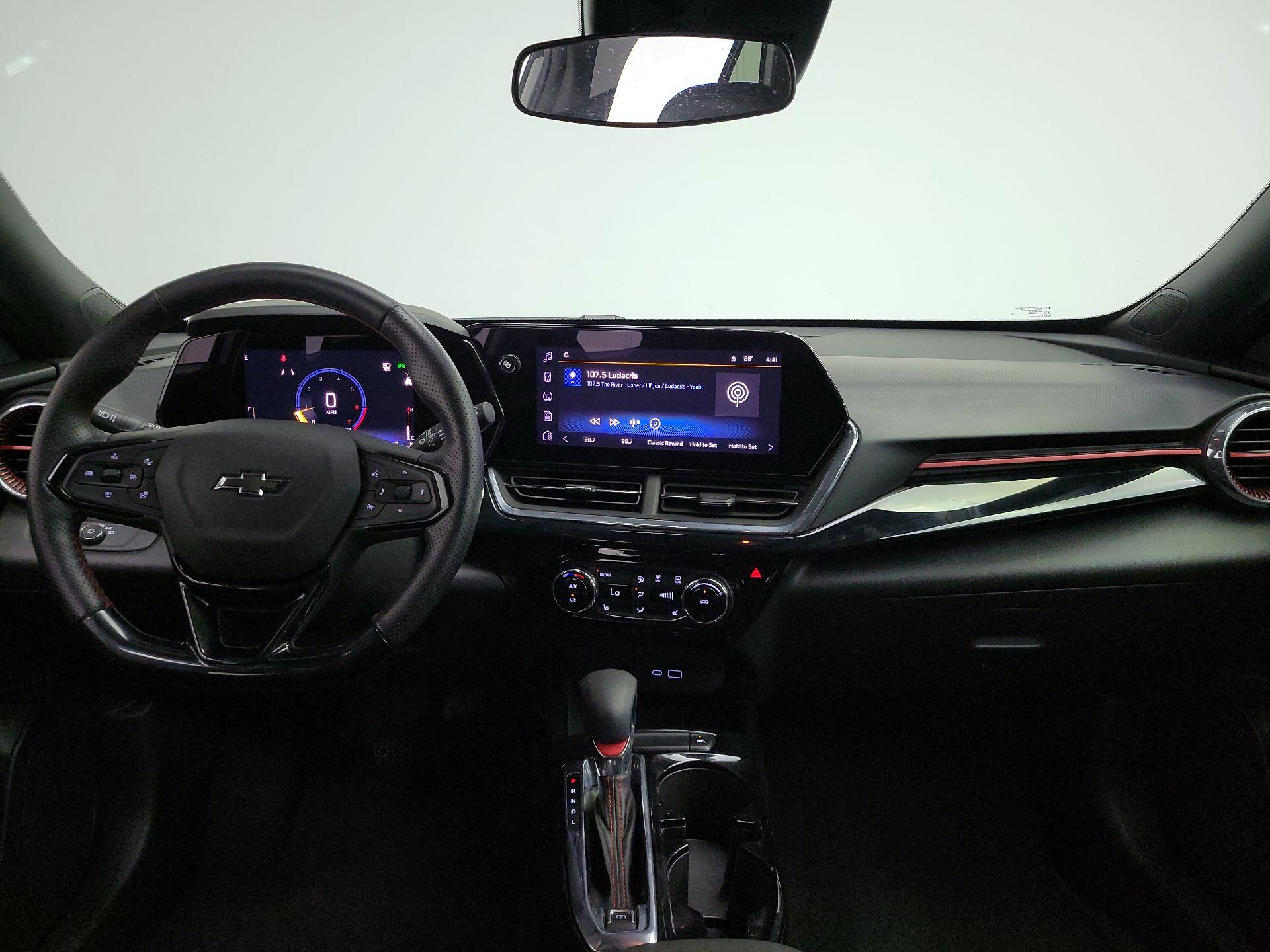 Thumbnail: 2025 Chevrolet Trax - 9