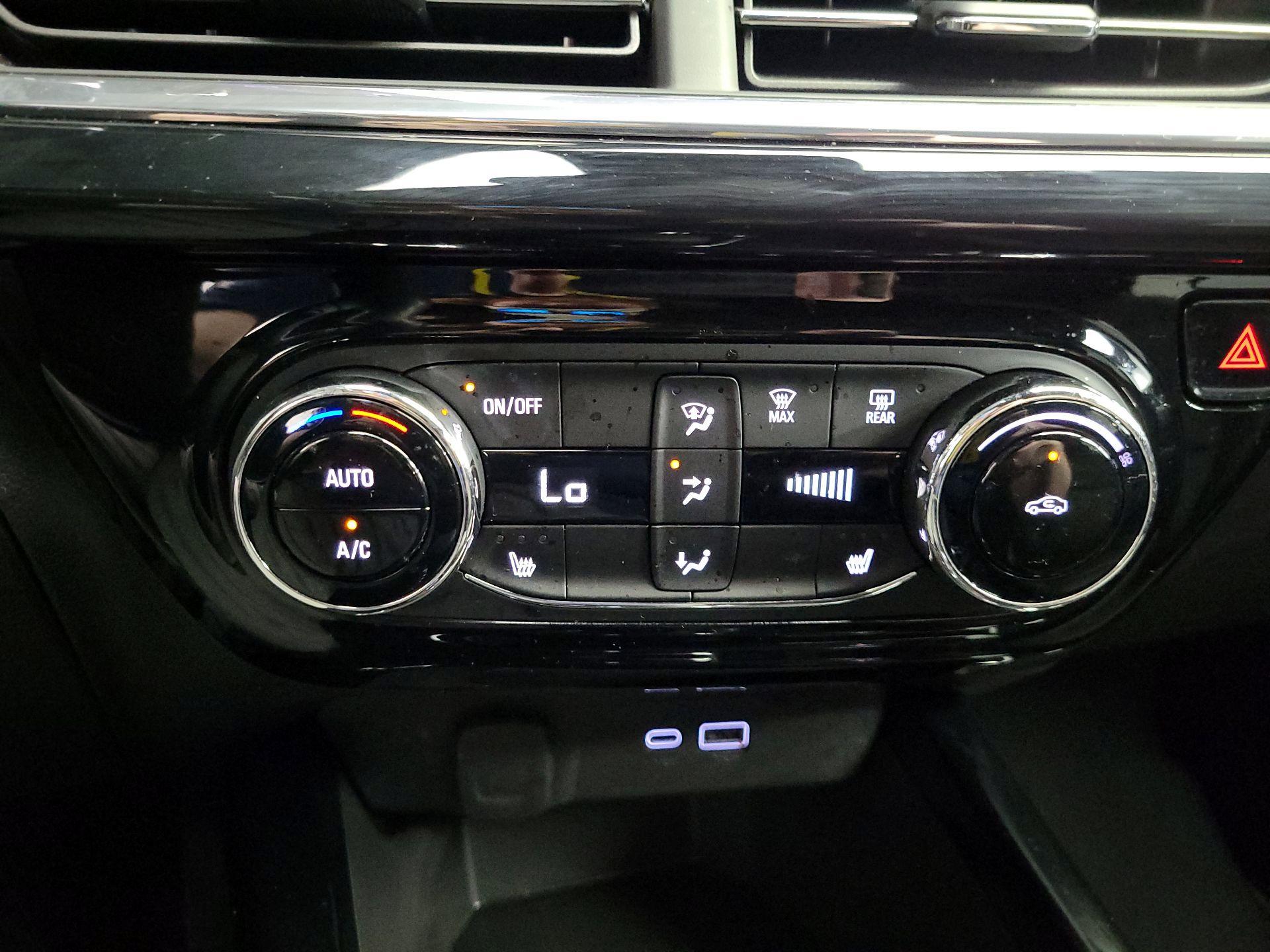 Thumbnail: 2025 Chevrolet Trax - 16