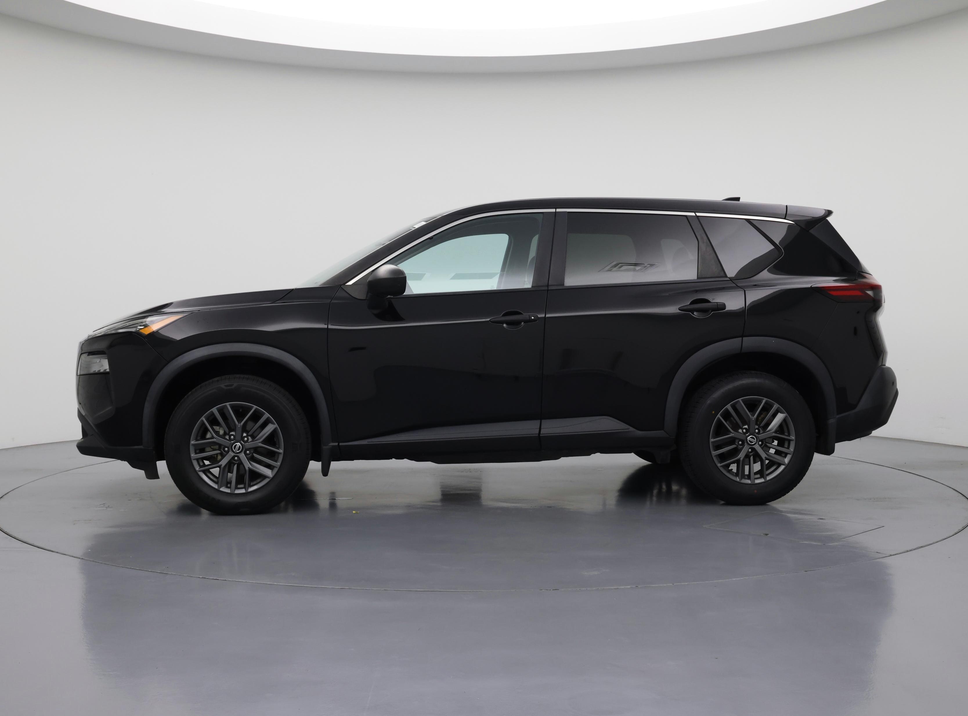 Thumbnail: 2021 Nissan Rogue - 3