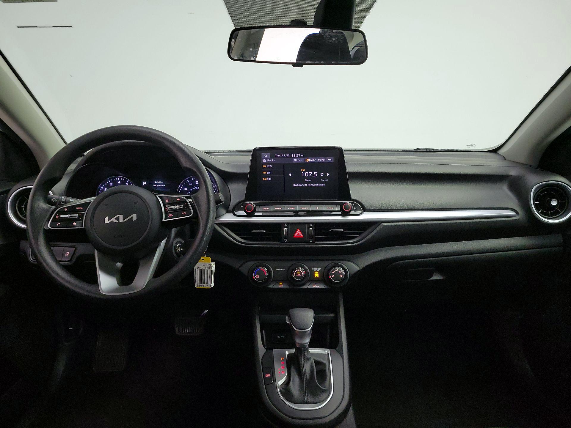 Thumbnail: 2024 Kia Forte - 9