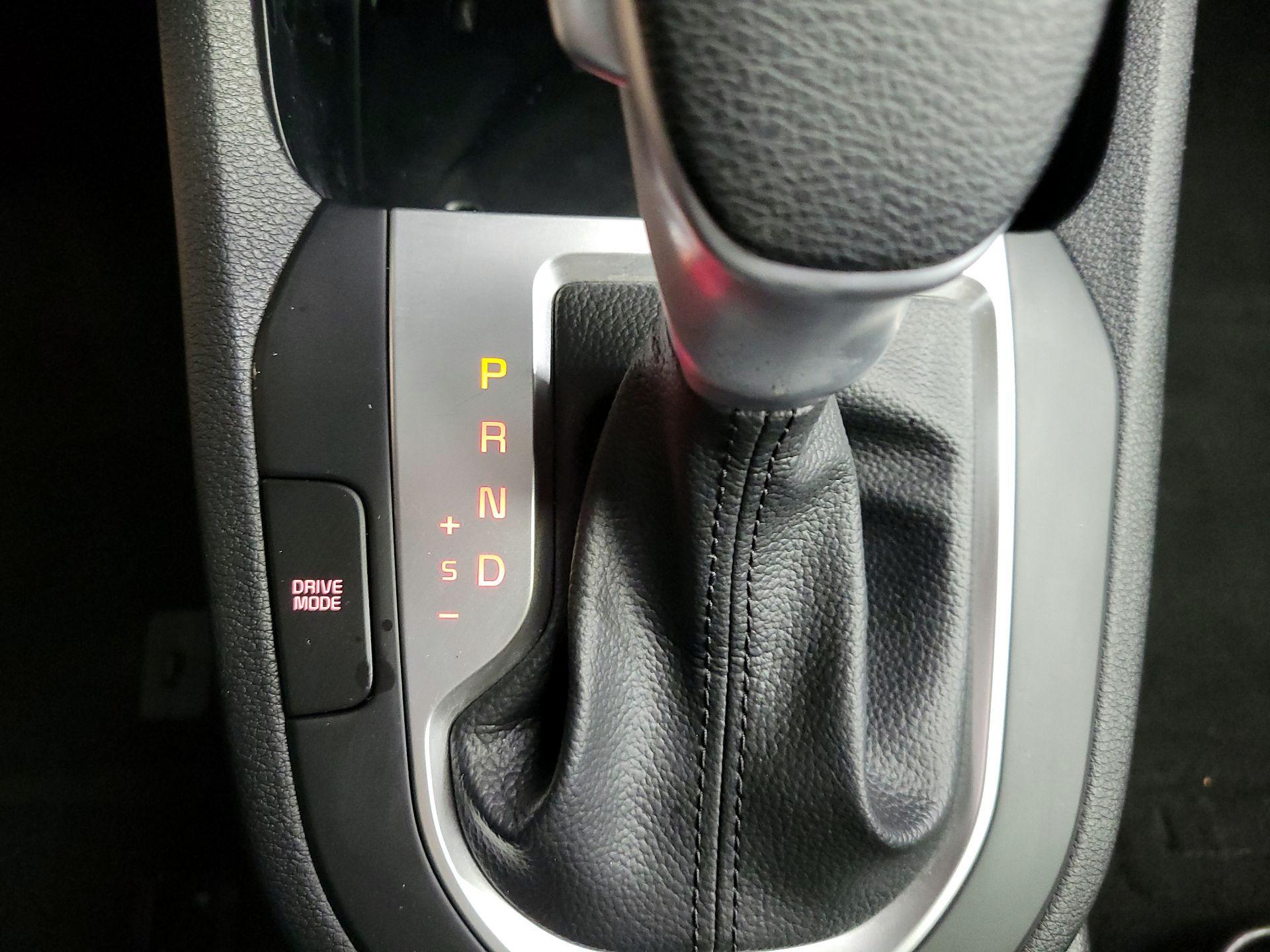 Thumbnail: 2024 Kia Forte - 17