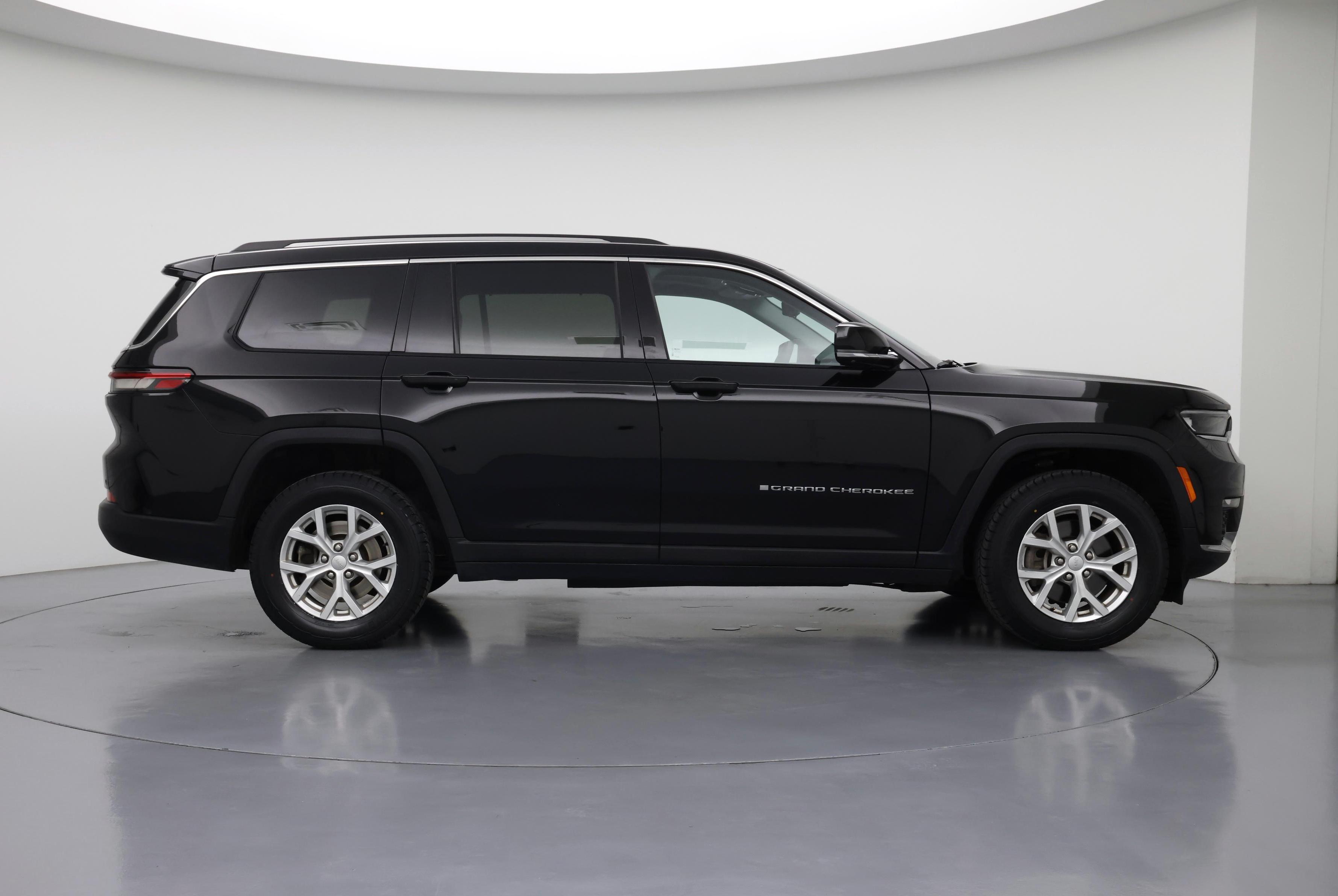 Thumbnail: 2023 Jeep Grand Cherokee L - 7