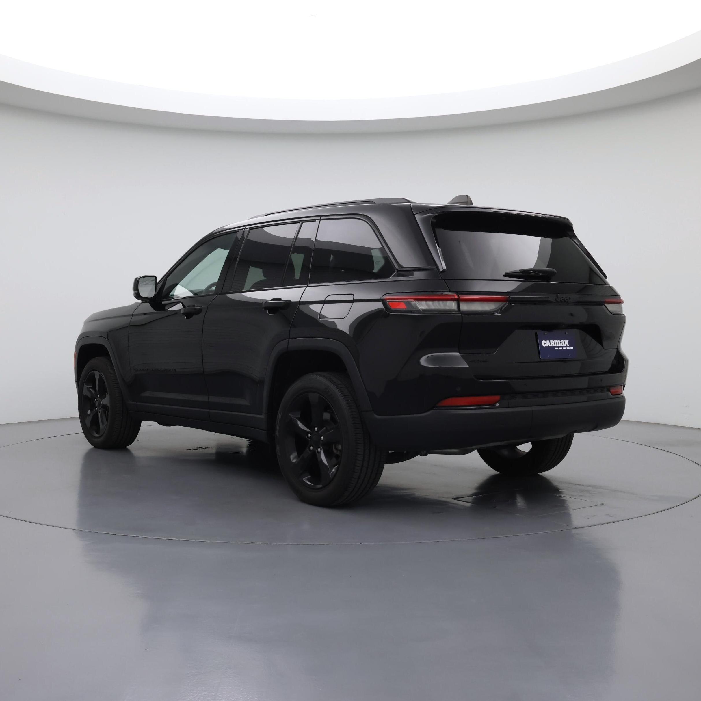 Thumbnail: 2023 Jeep Grand Cherokee - 2