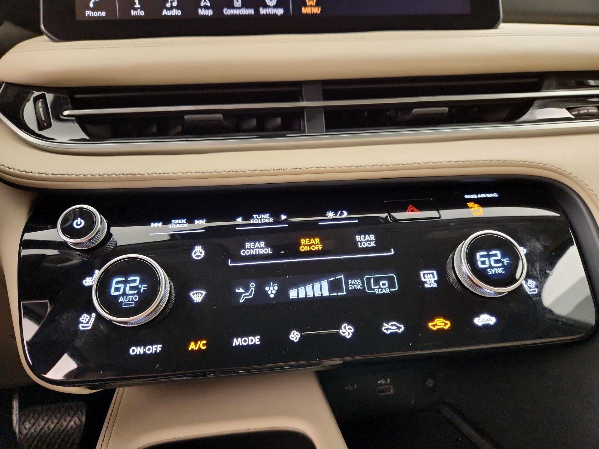 Thumbnail: 2023 INFINITI QX60 - 16