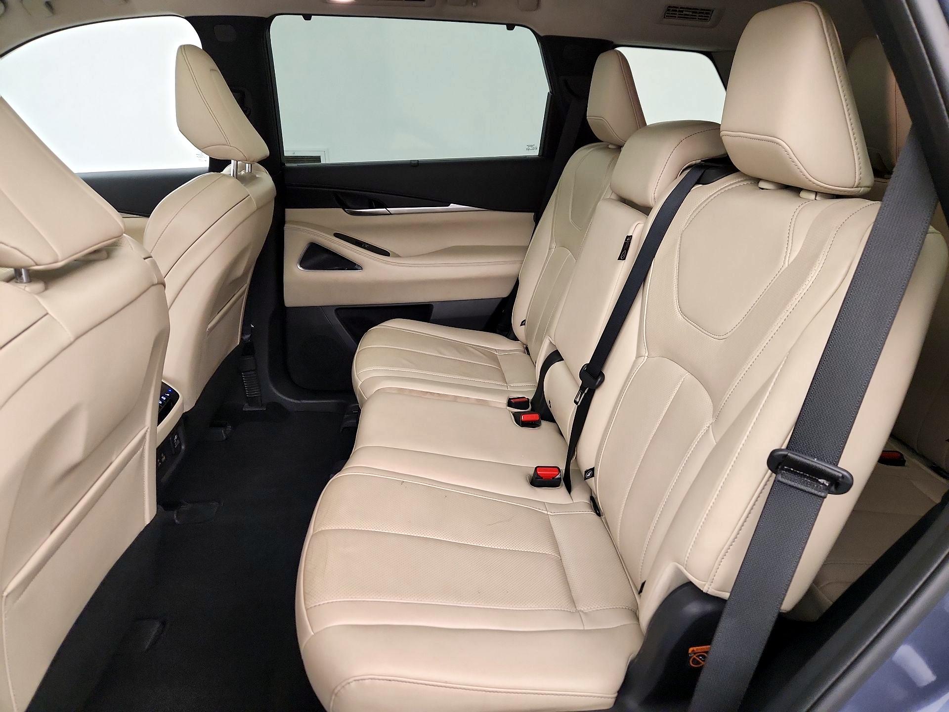 Thumbnail: 2023 INFINITI QX60 - 20