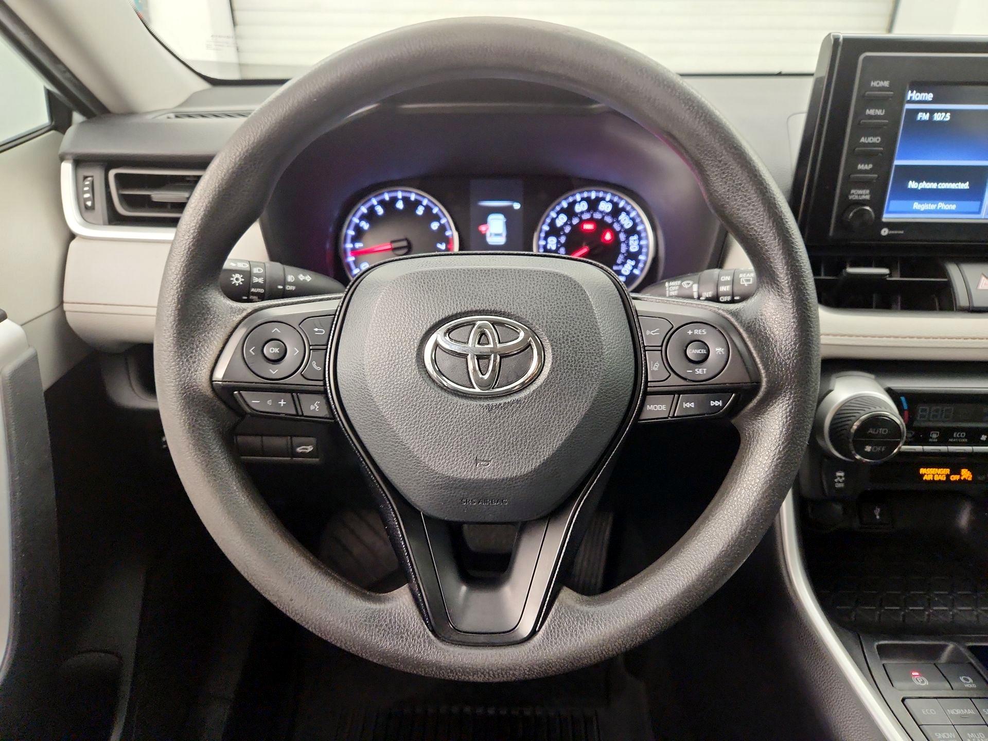 Thumbnail: 2021 Toyota RAV4 - 10