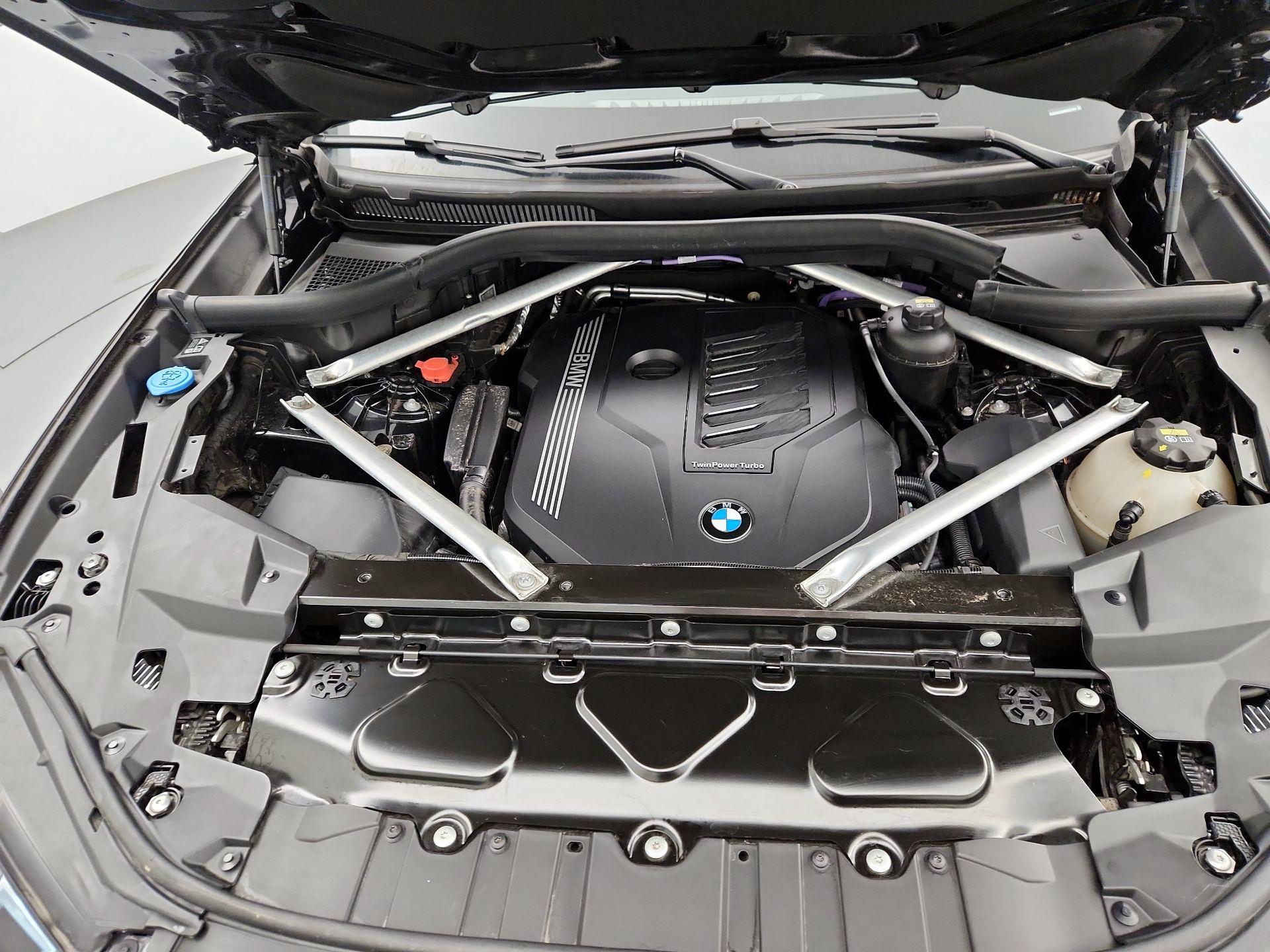 Thumbnail: 2021 BMW X5 - 20