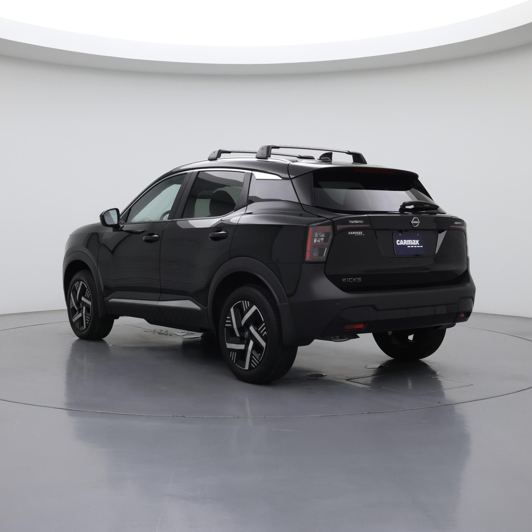 Thumbnail: 2026 Nissan Kicks - 2
