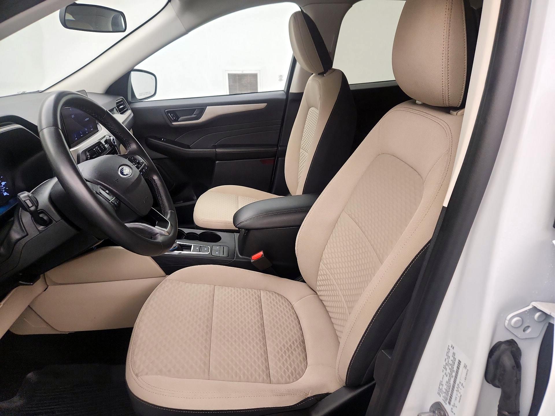 Thumbnail: 2022 Ford Escape - 11