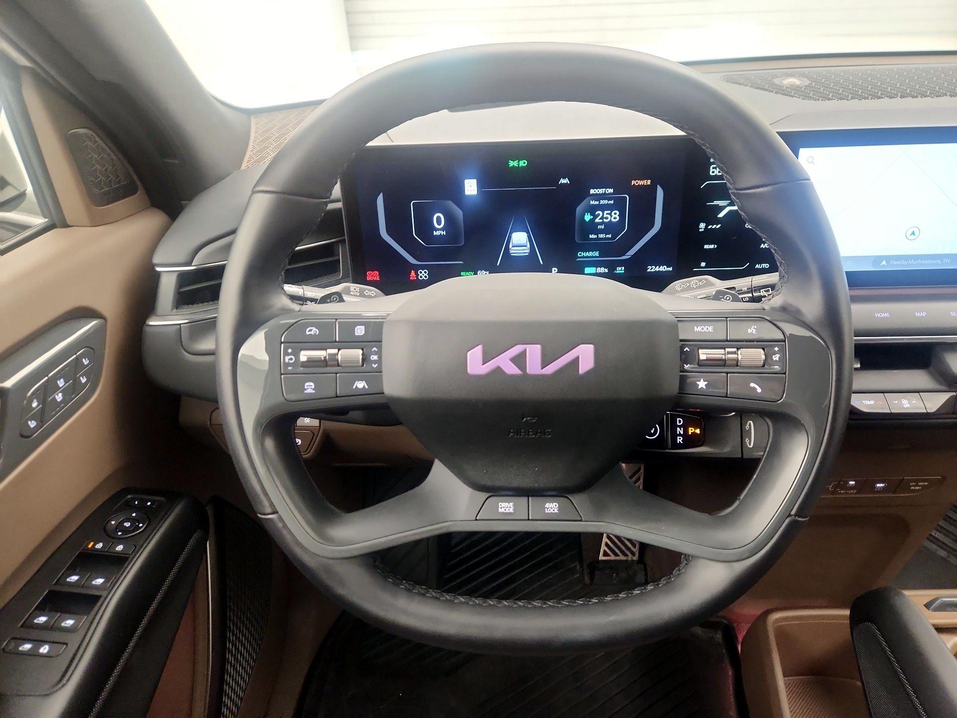Thumbnail: 2024 Kia EV9 - 10