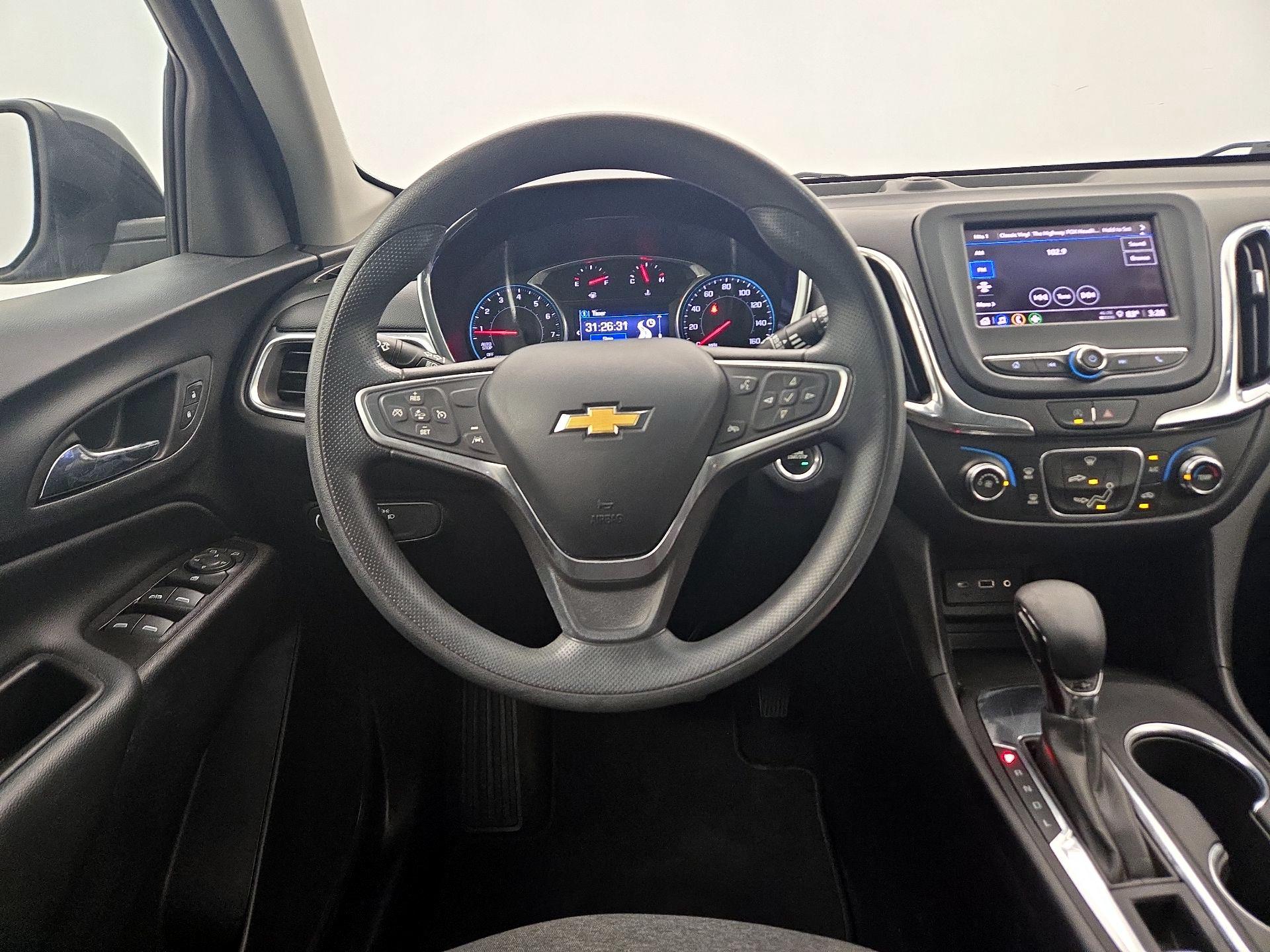 Thumbnail: 2022 Chevrolet Equinox - 10
