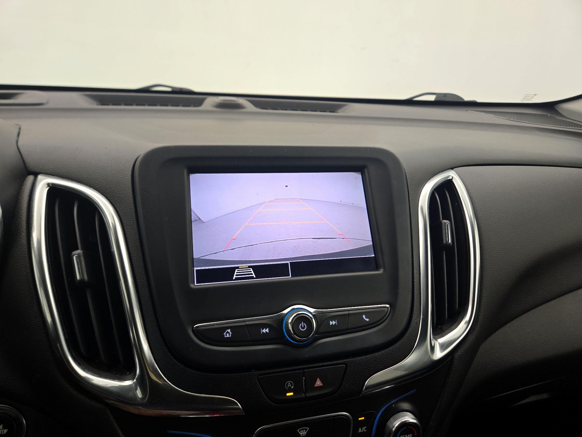 Thumbnail: 2022 Chevrolet Equinox - 14