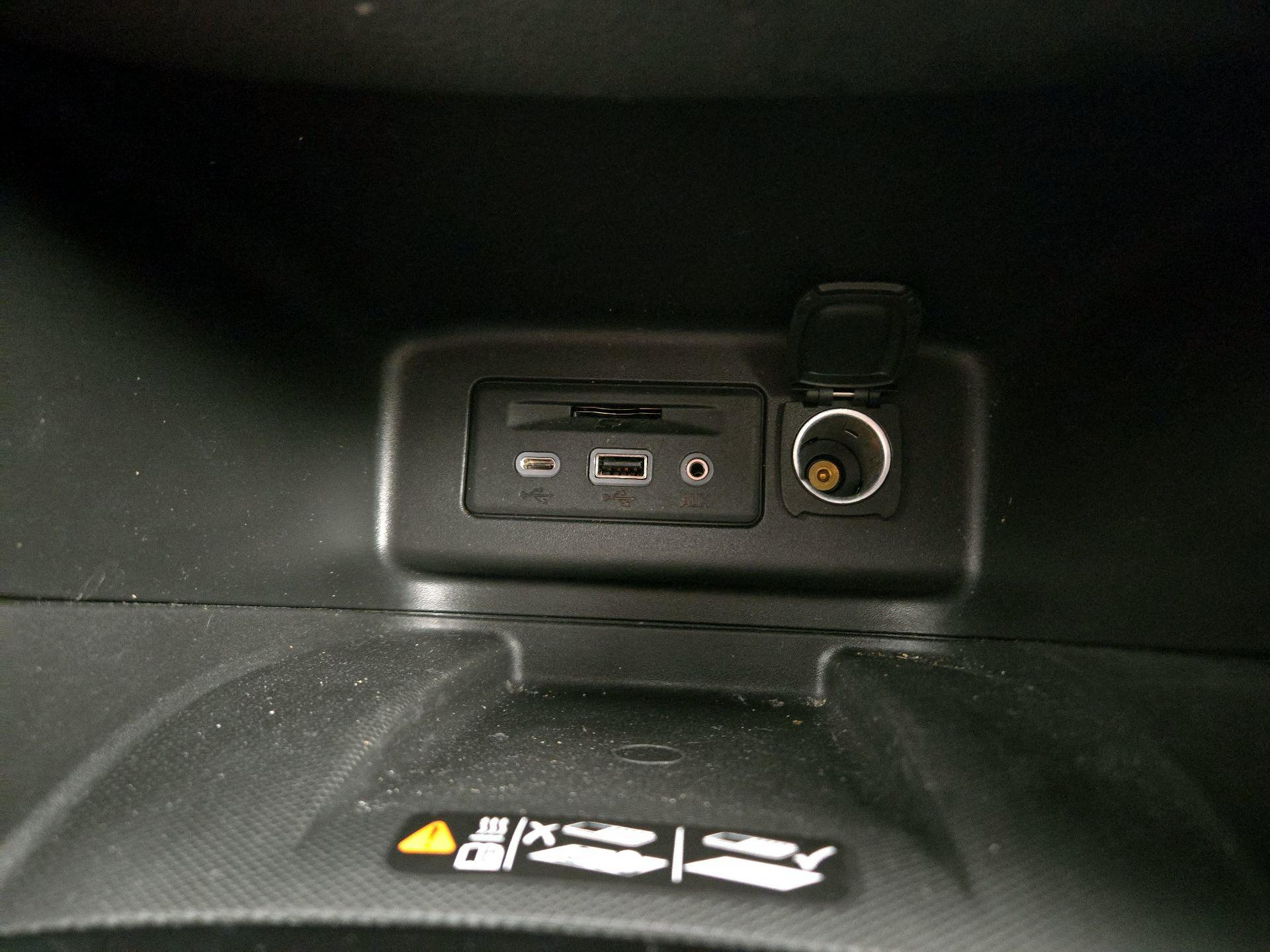 Thumbnail: 2023 Chevrolet Equinox - 18