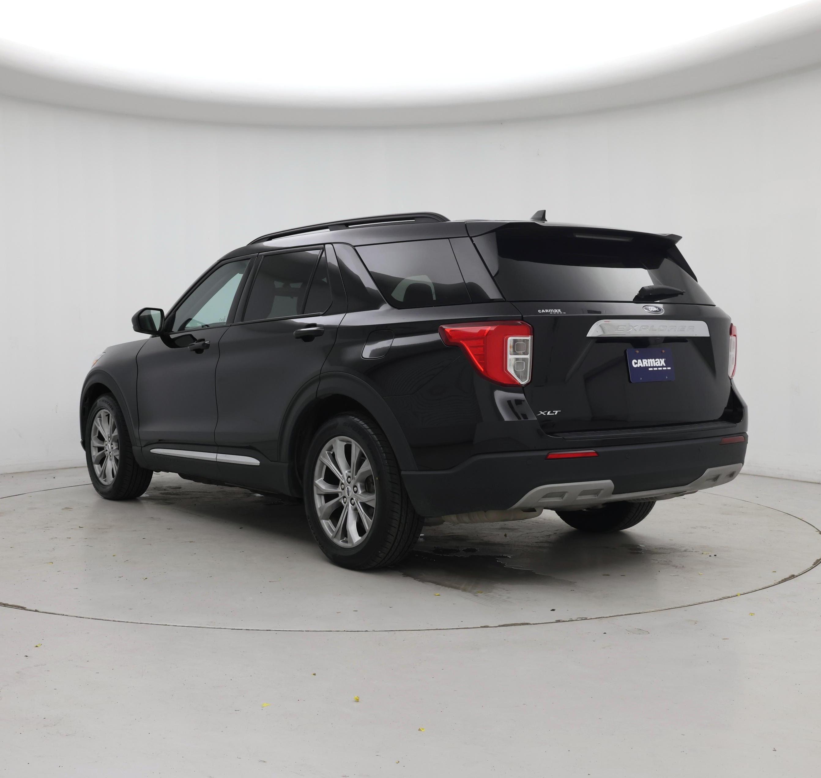 Thumbnail: 2023 Ford Explorer - 2