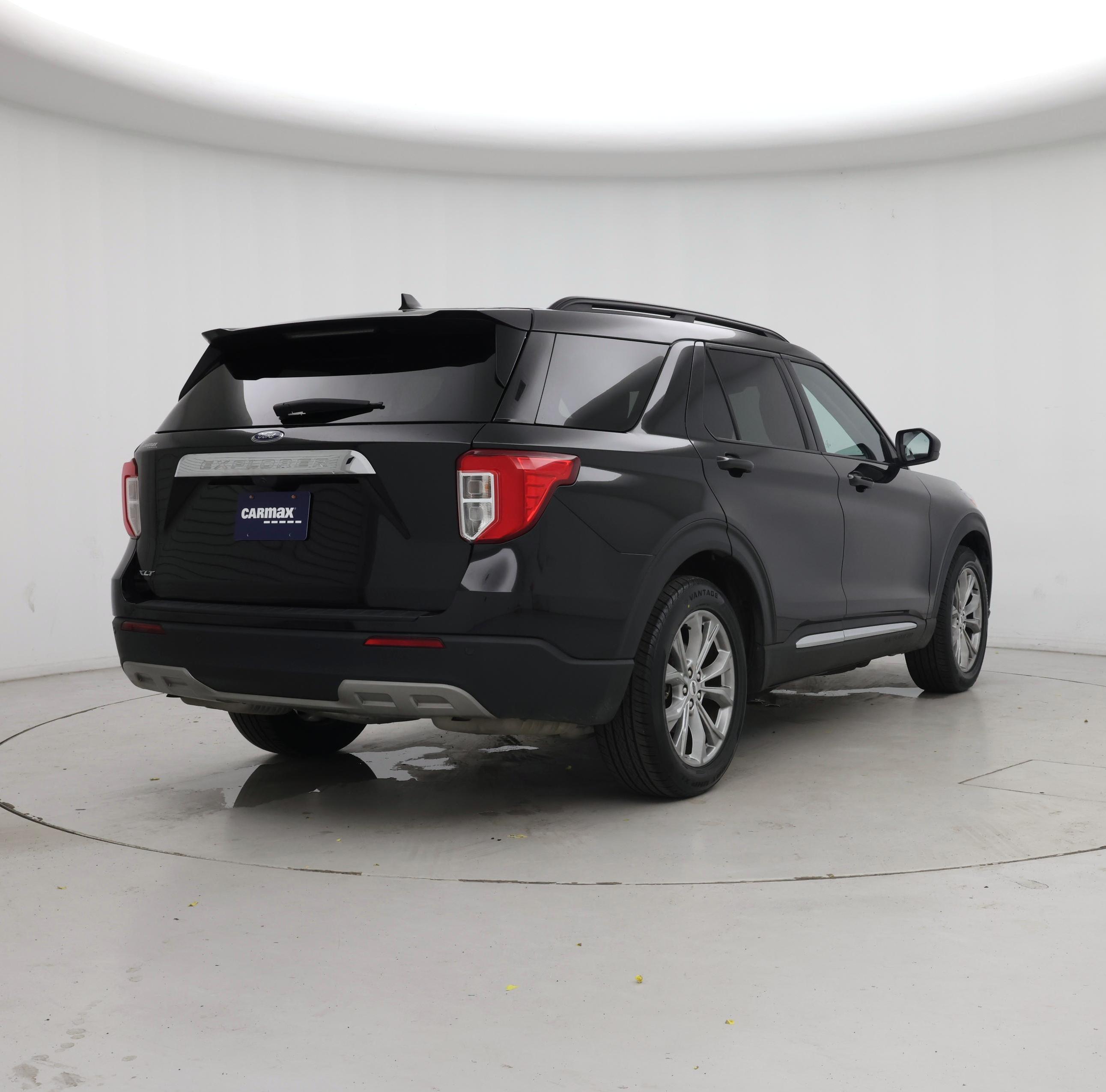 Thumbnail: 2023 Ford Explorer - 8