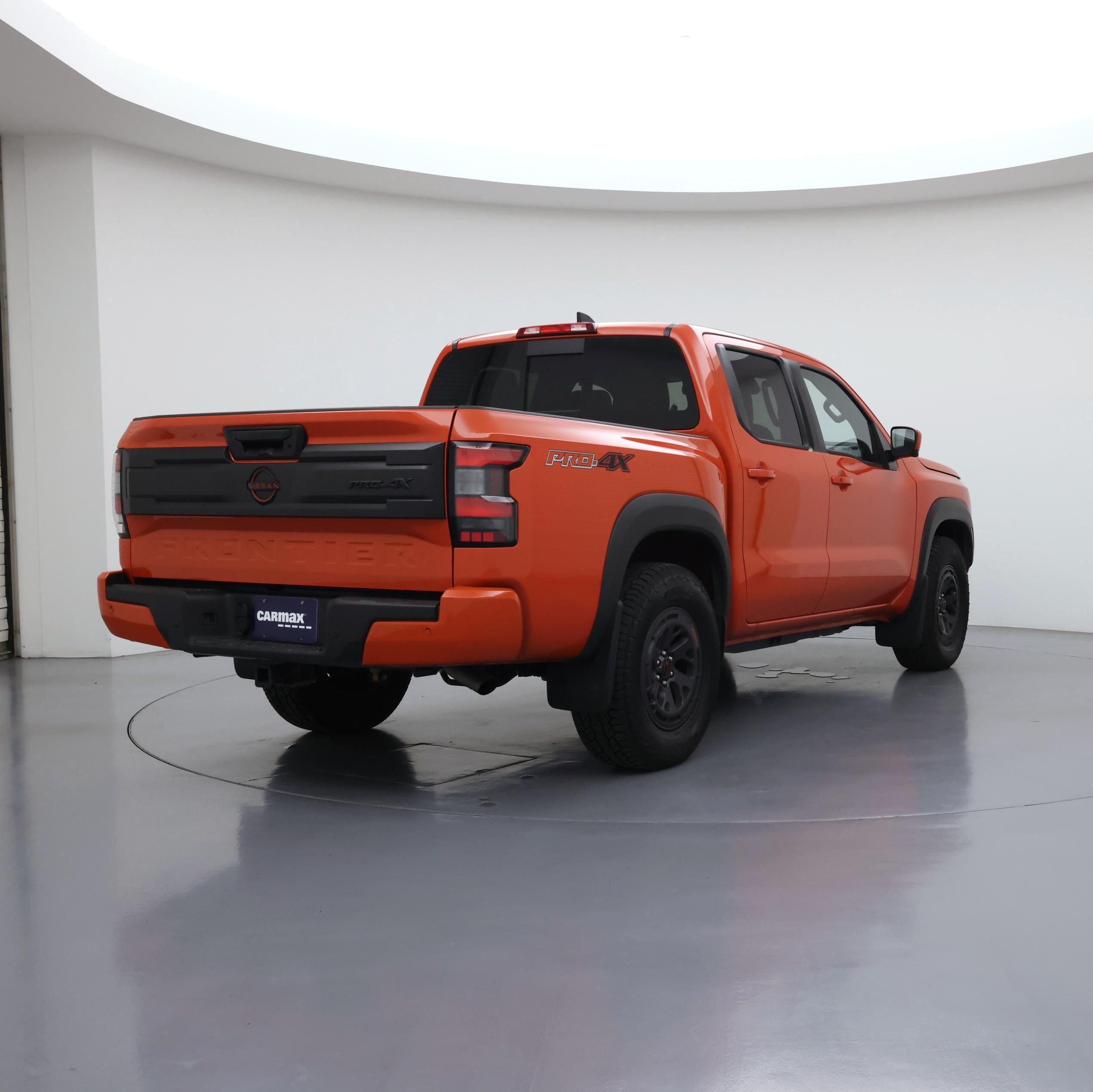 Thumbnail: 2025 Nissan Frontier - 8