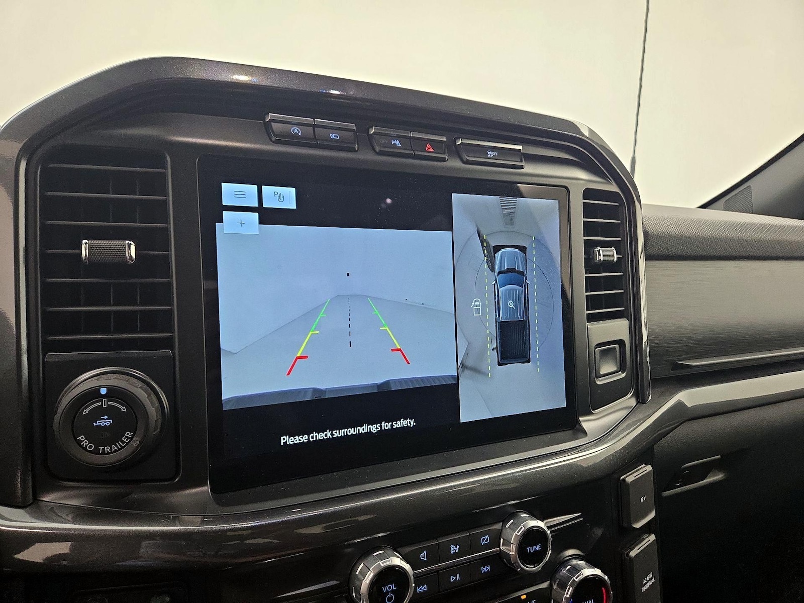 2023 Ford F-150 XLT - Photo 16