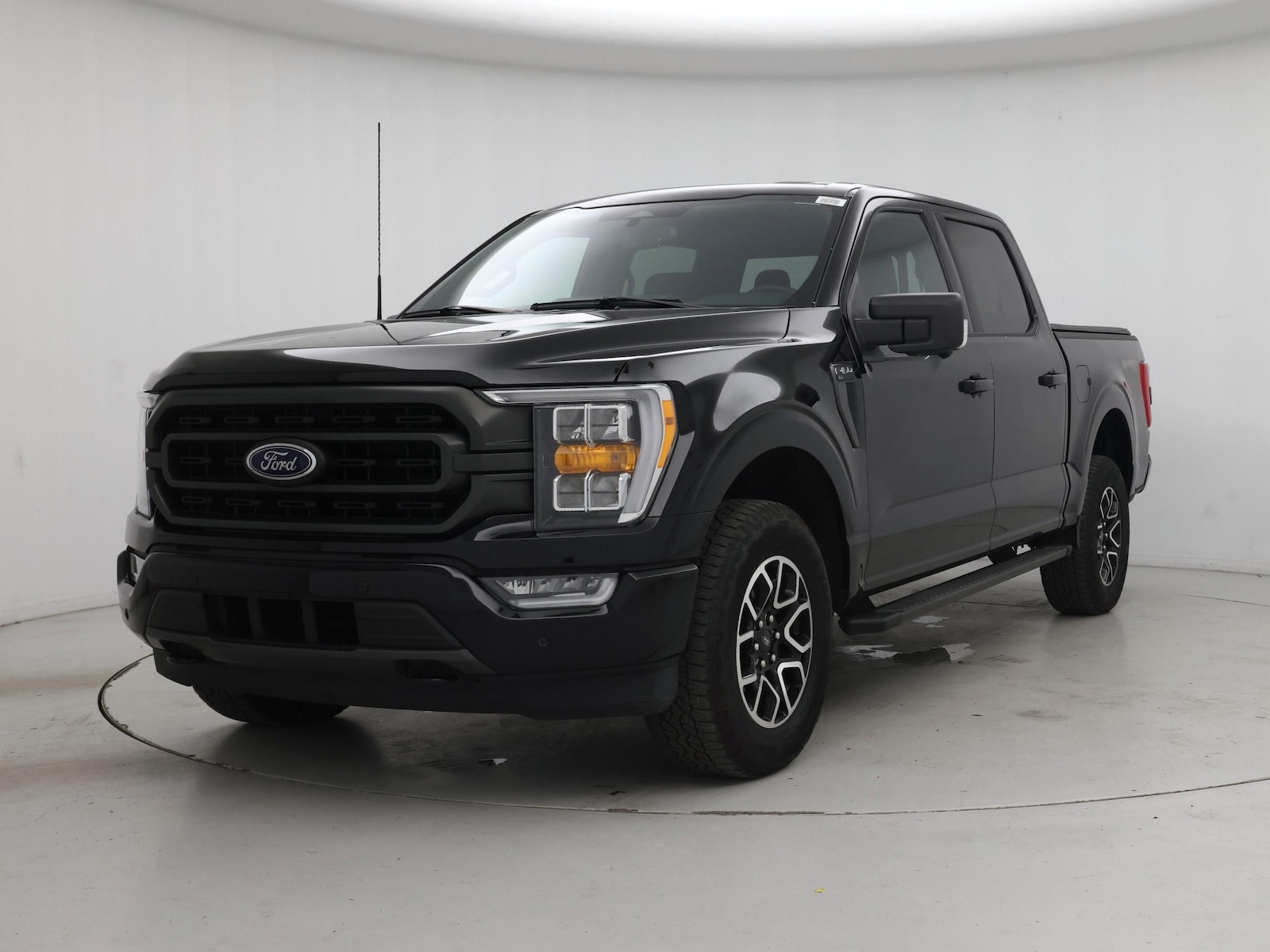 2023 Ford F-150 XLT - Photo 5