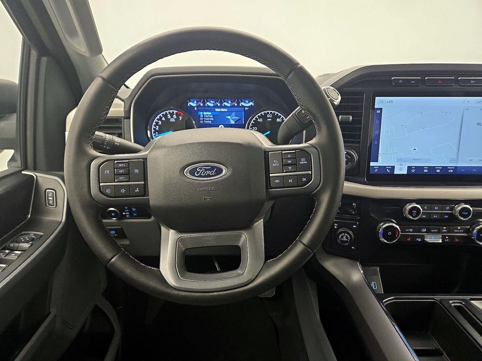 2023 Ford F-150 XLT - Photo 11