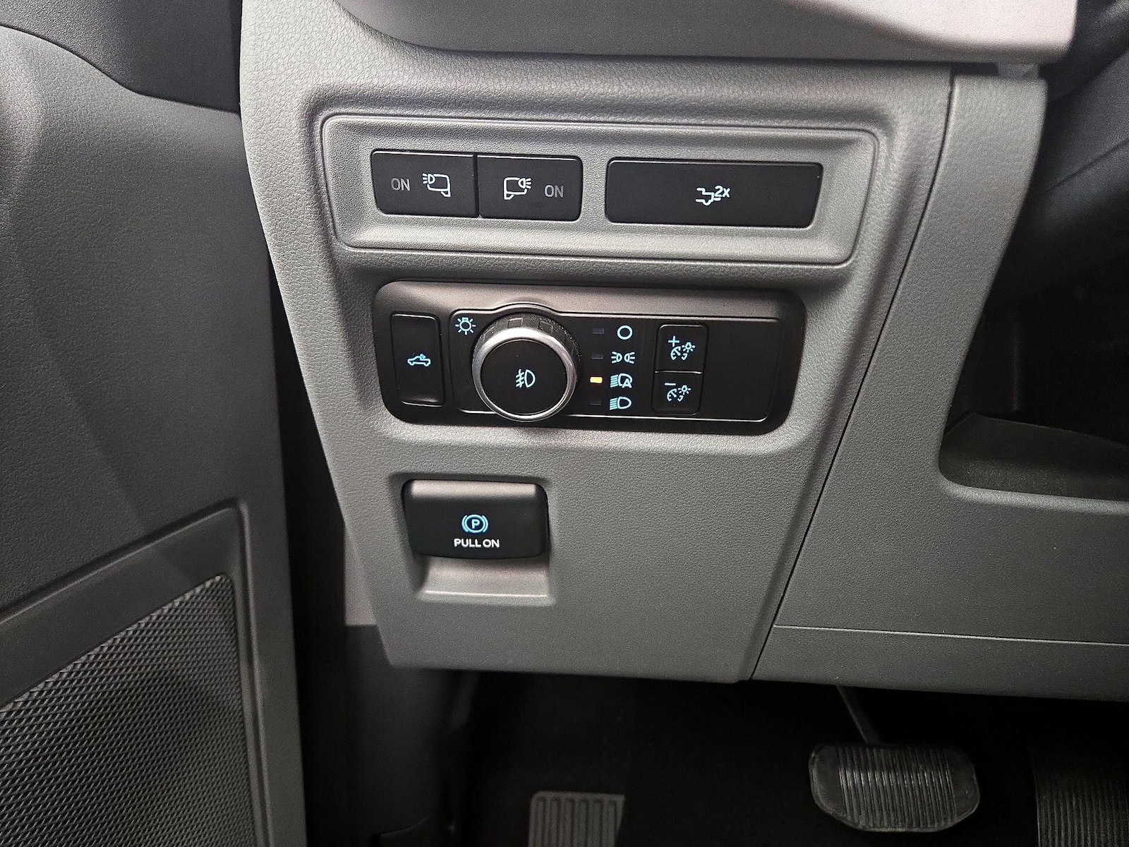2023 Ford F-150 XLT - Photo 14