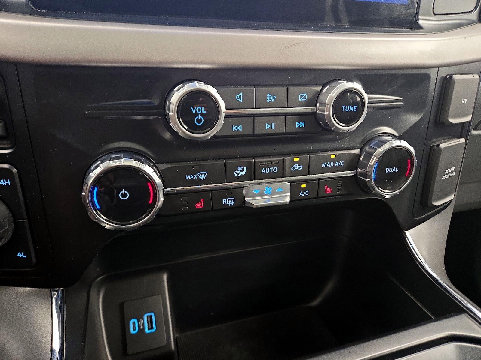 2023 Ford F-150 XLT - Photo 18