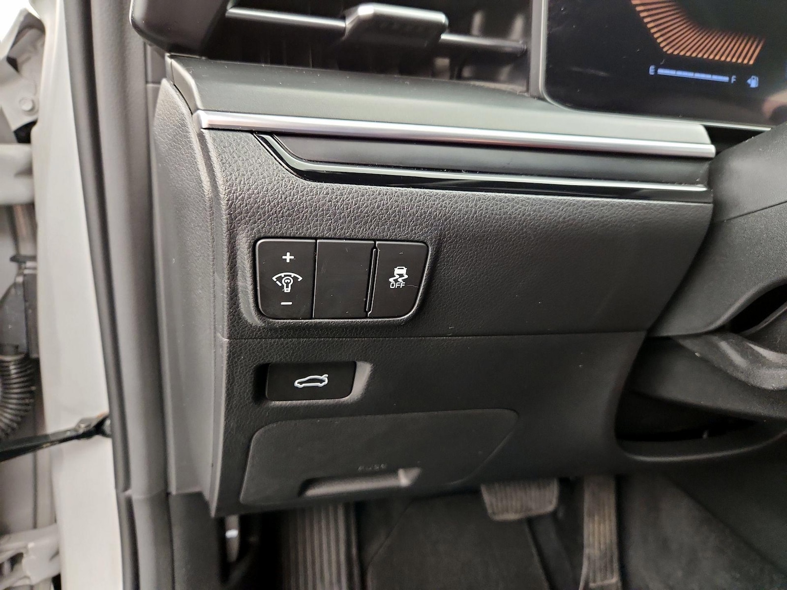 2025 Kia K5 GT-Line - Photo 14