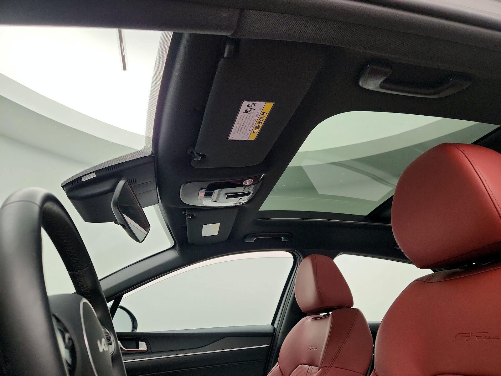 2025 Kia K5 GT-Line - Photo 21