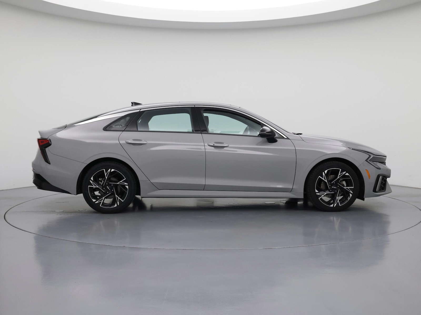 2025 Kia K5 GT-Line - Photo 8