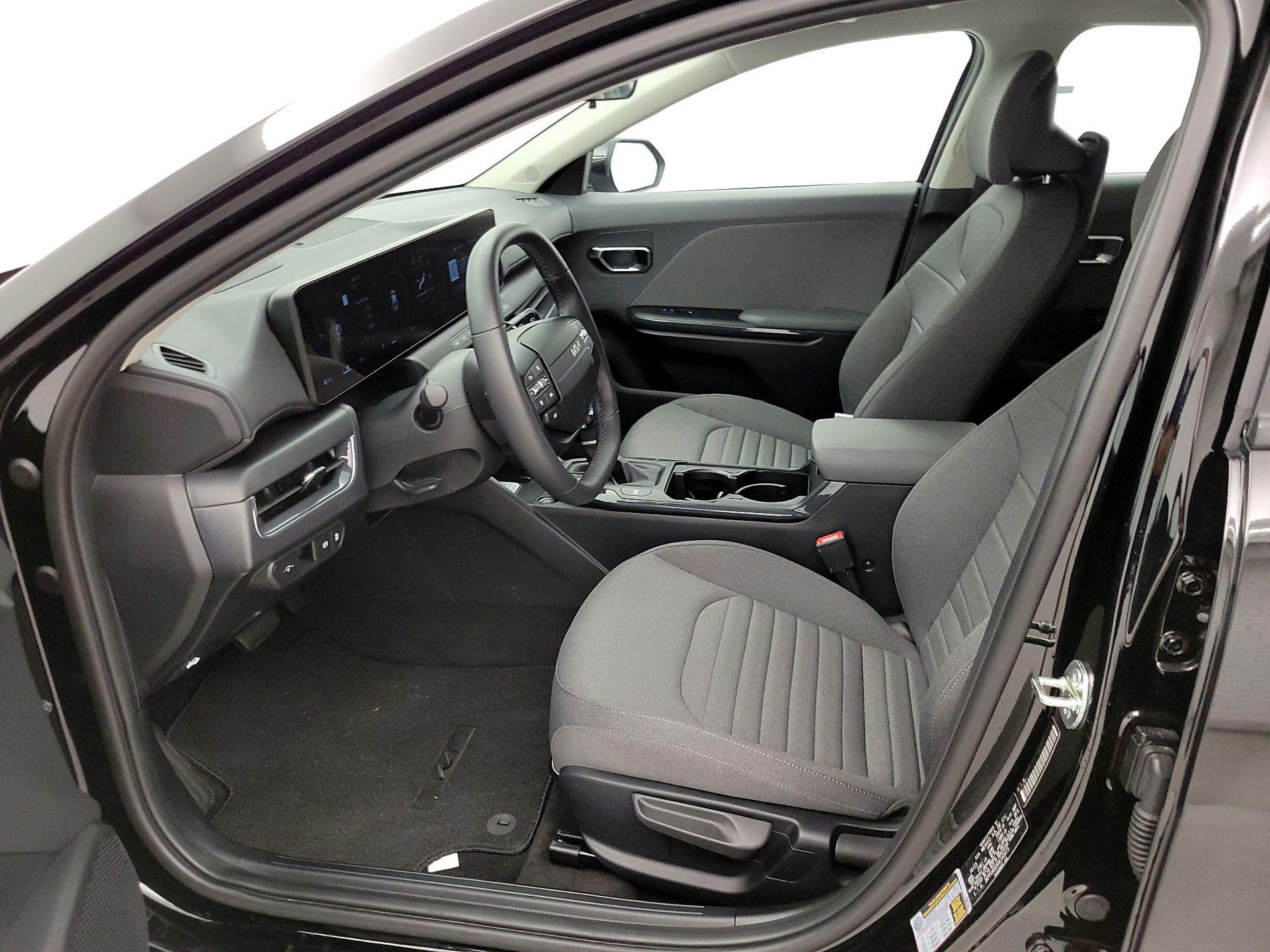 Thumbnail: 2025 Kia K4 - 11
