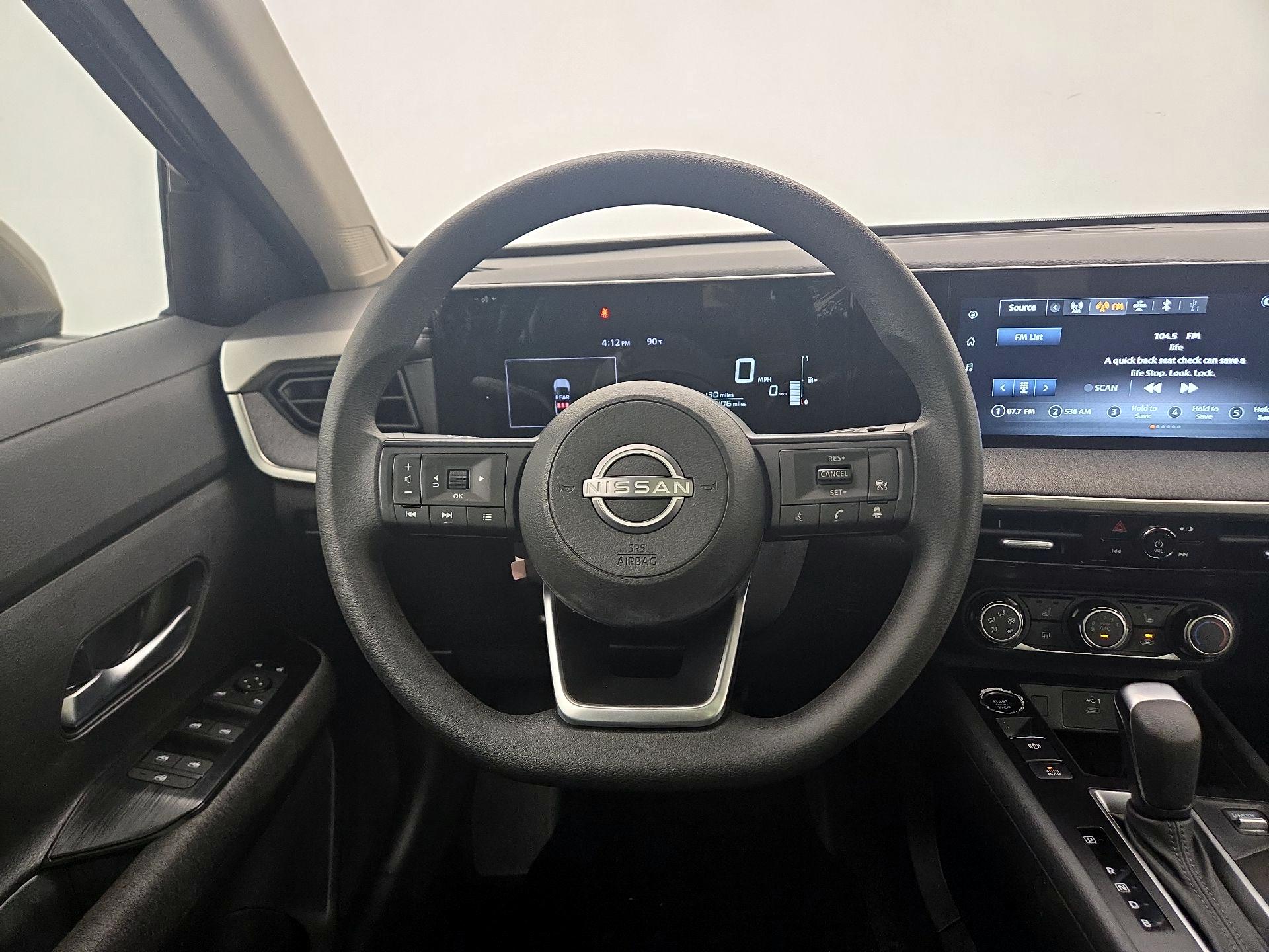 Thumbnail: 2025 Nissan Kicks - 10